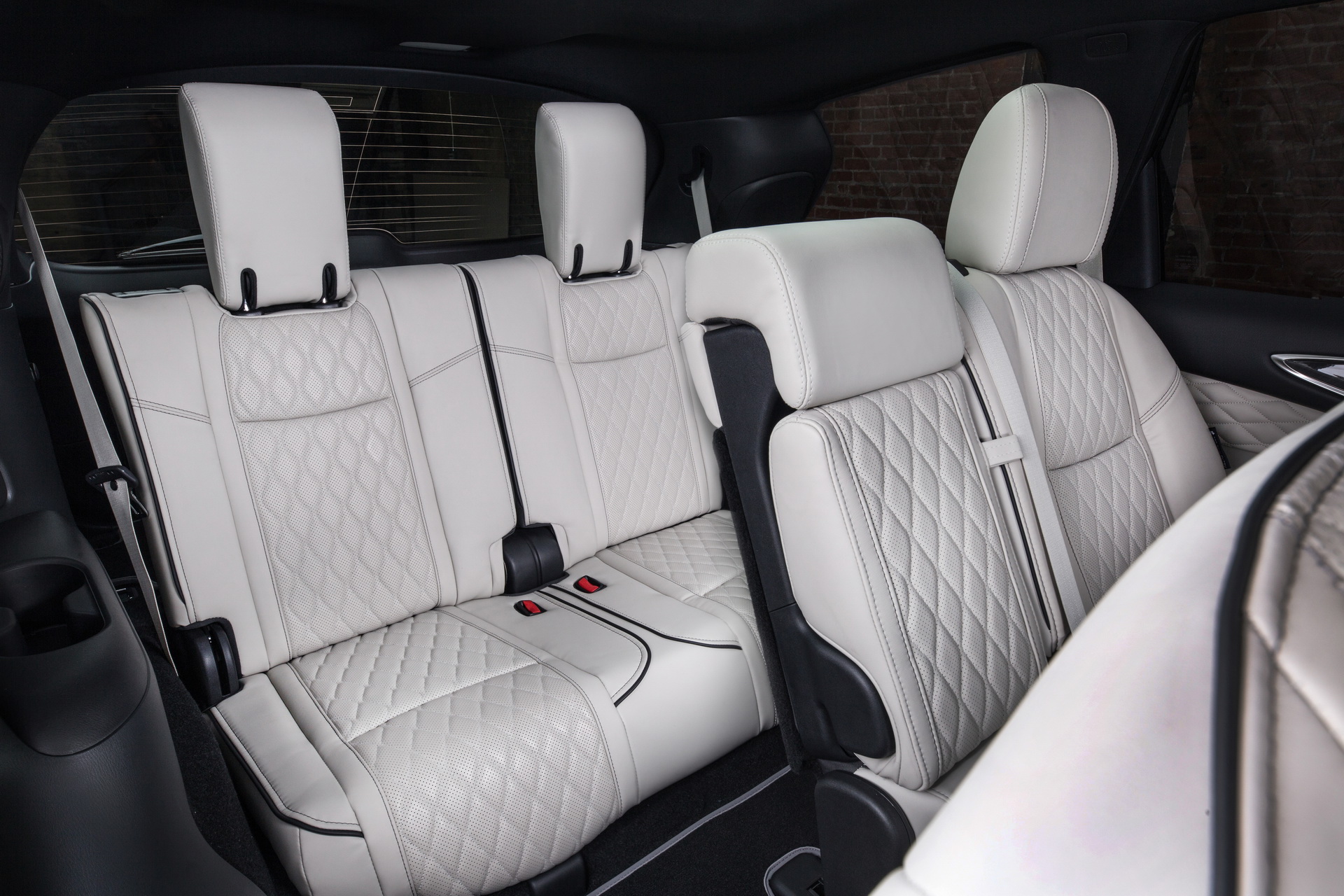 2019-INFINITI-QX60-LIMITED-14 Infiniti Reveals More Luxurious ‘Limited’ Versions Of 2019 QX60 And QX80