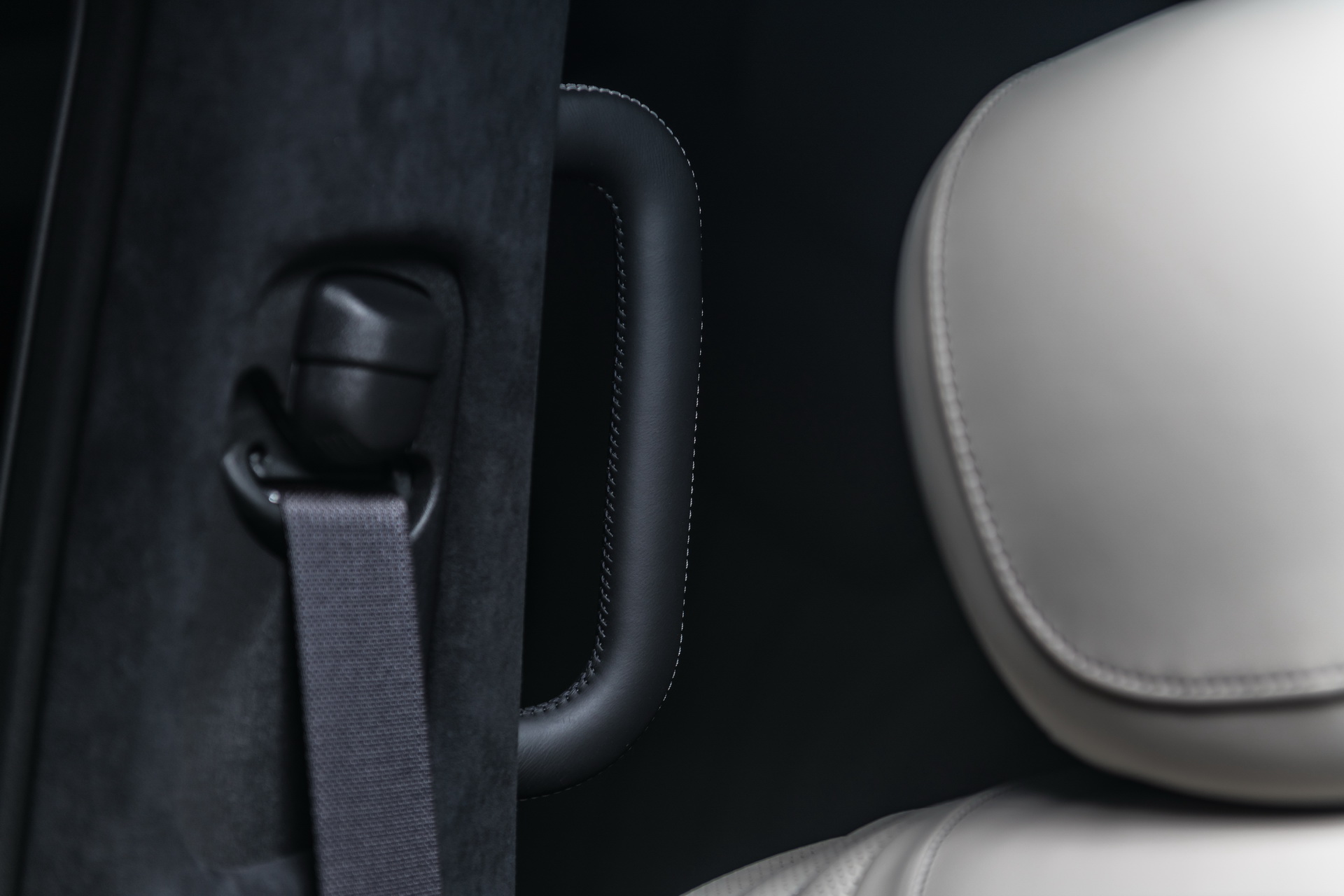 2019-INFINITI-QX80-LIMITED-18 Infiniti Reveals More Luxurious ‘Limited’ Versions Of 2019 QX60 And QX80