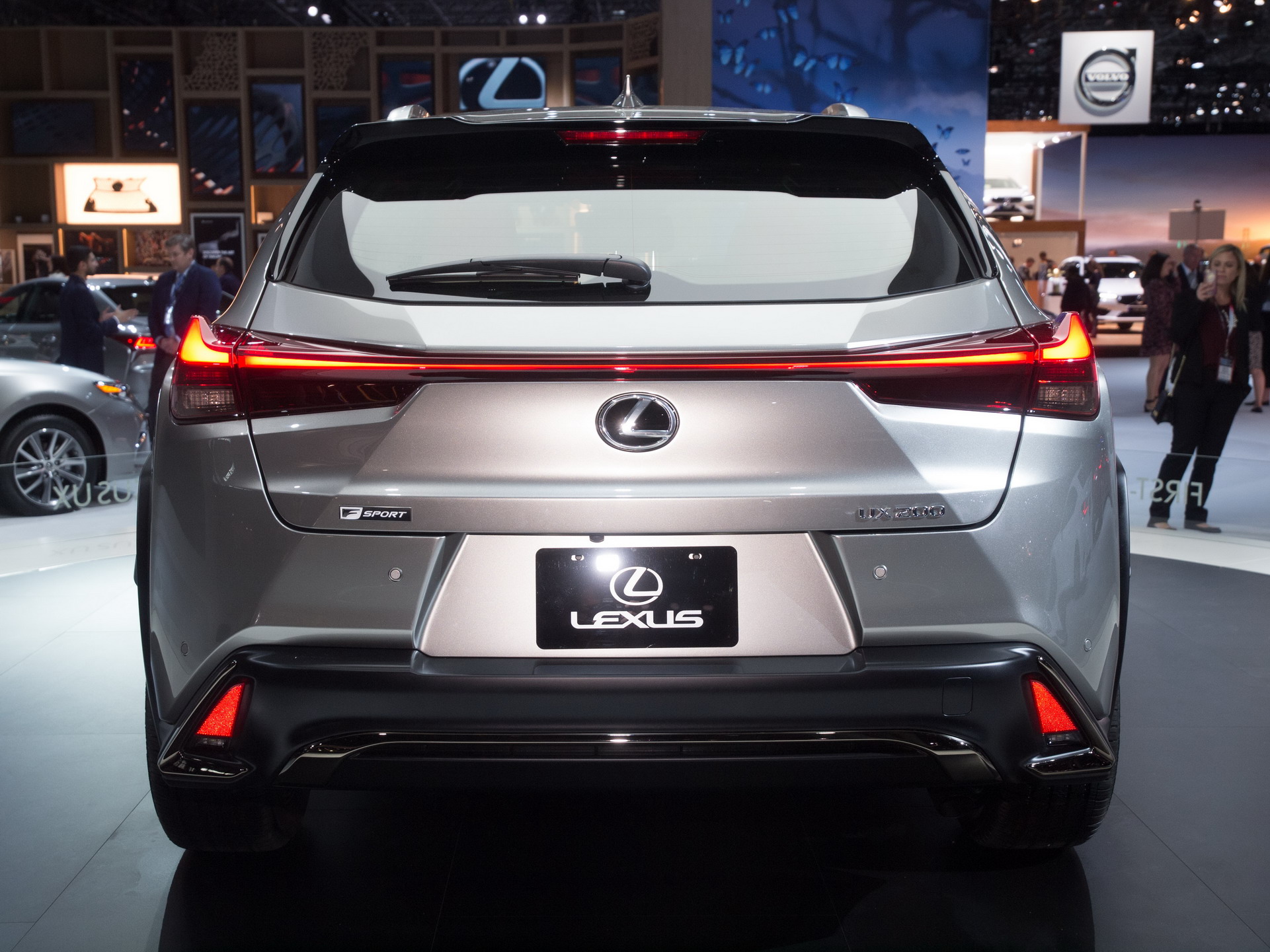 2019 Lexus UX 1 2019 Lexus UX Small SUV Gets Up To 168HP In U.S., Available With Subscription