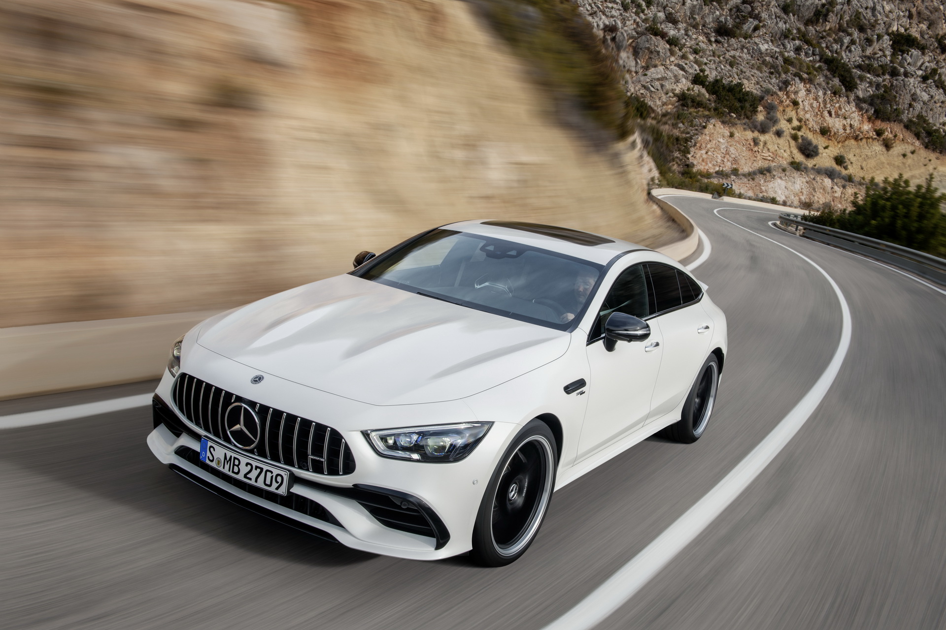 Mercedes-AMG GT 53 4MATIC+ 4-Türer Coupé Mercedes-AMG GT 4-Door Coupe Is A Smart-Looking 630HP Bruiser