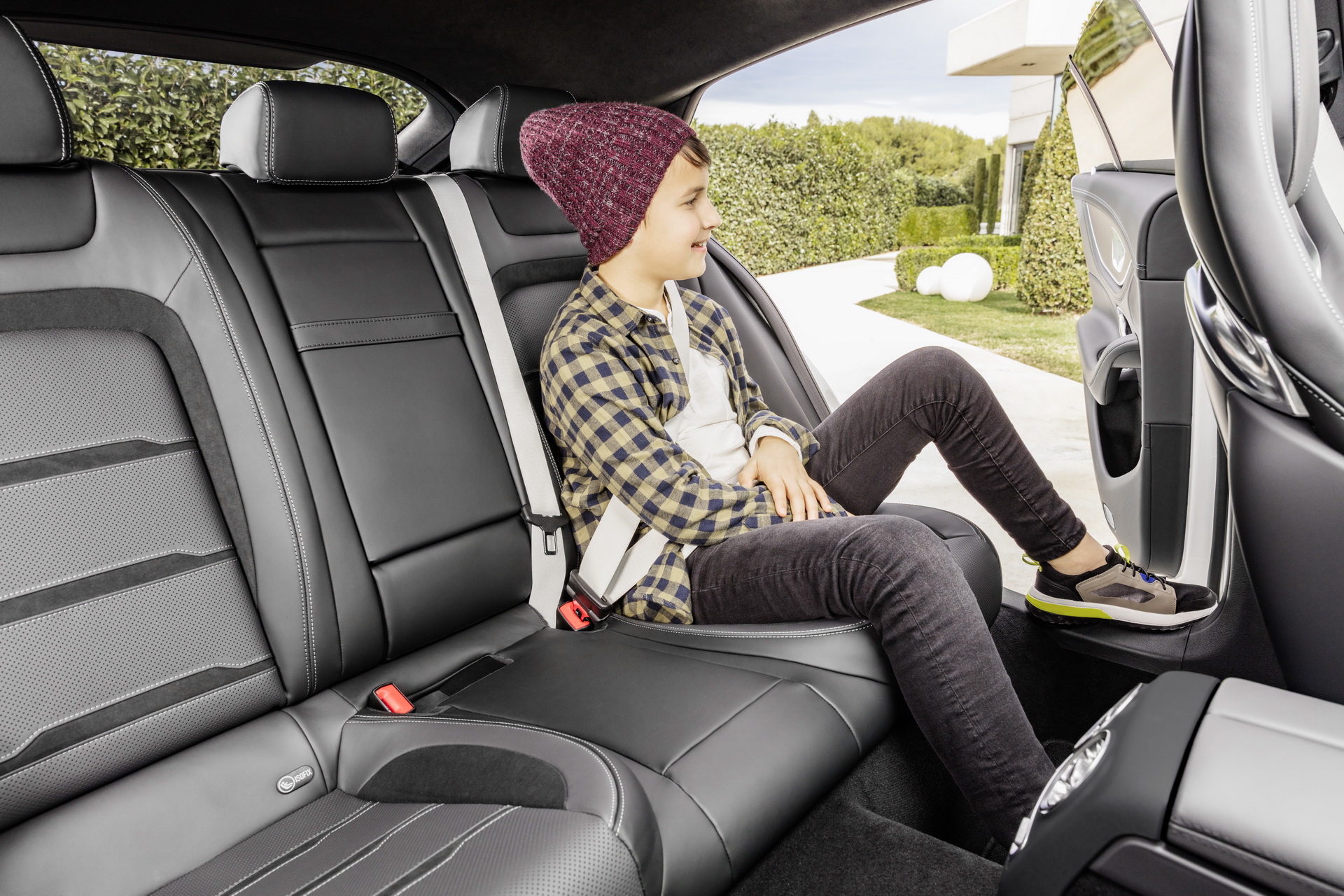 Mercedes-AMG GT 53 4MATIC+ 4-Türer Coupé Mercedes-AMG GT 4-Door Coupe Is A Smart-Looking 630HP Bruiser