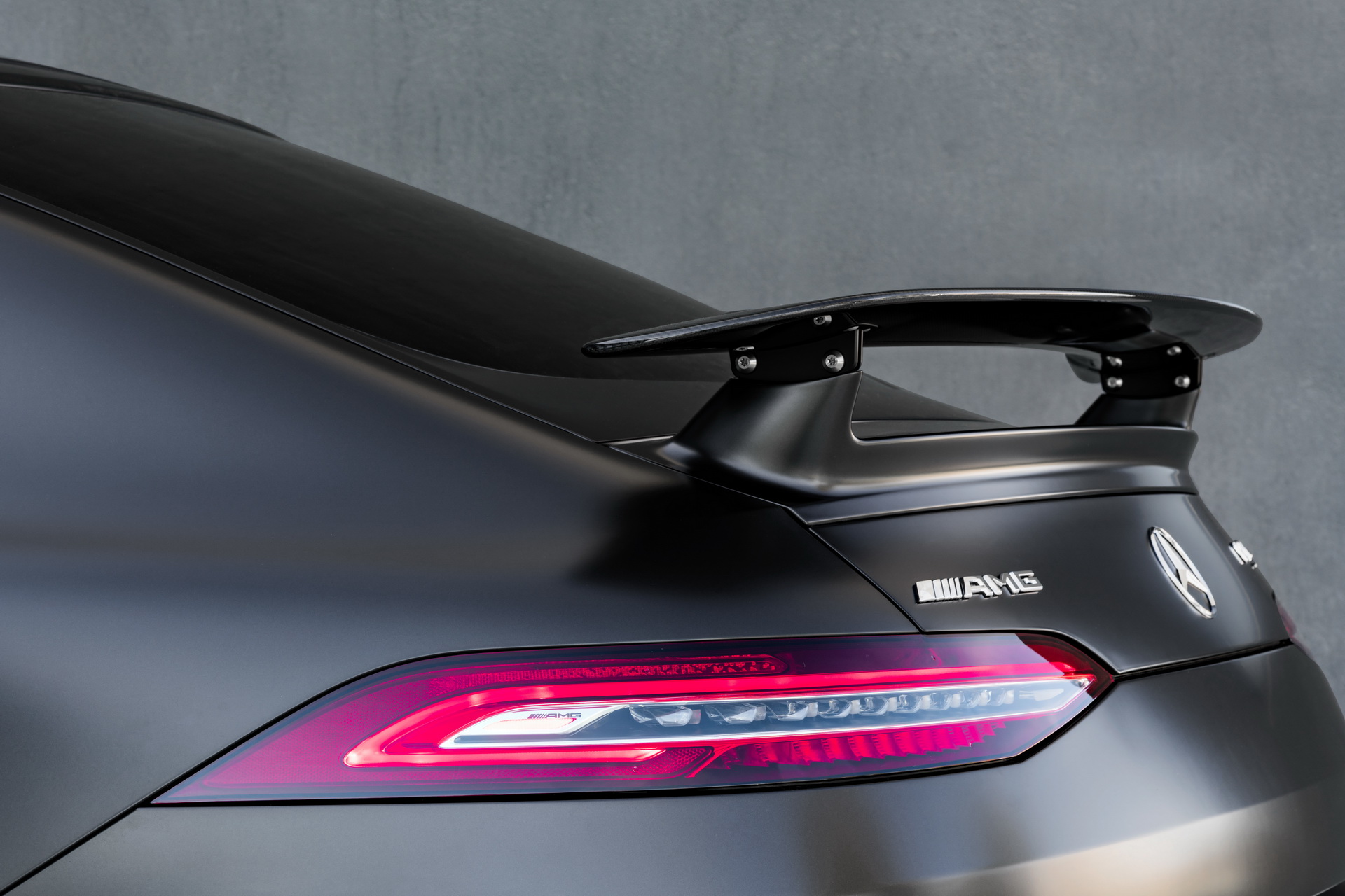 Mercedes-AMG GT 63 S 4MATIC+ 4-Türer Coupé Mercedes-AMG GT 4-Door Coupe Is A Smart-Looking 630HP Bruiser