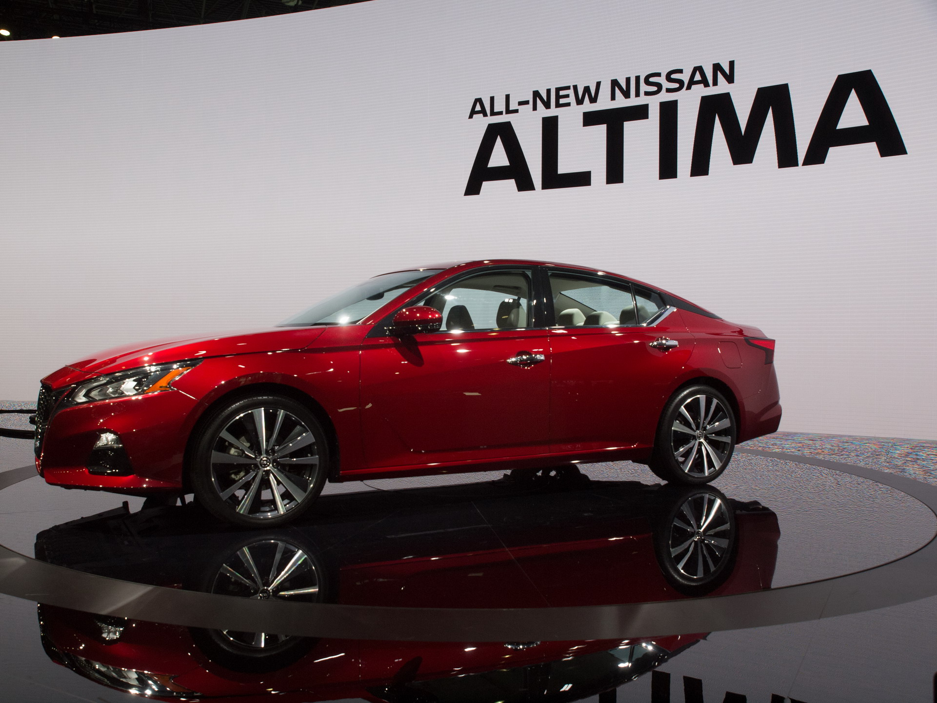 2019-Nissan-Altima-0014 2019 Nissan Altima Revealed, Gets AWD Option And 2.0L Turbo