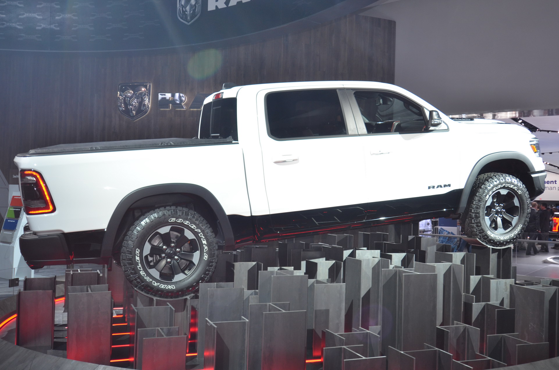 2019-RAM--1500-5 2019 Ram 1500 Will Start At $33,340, Nearly $5K More Than 2018MY