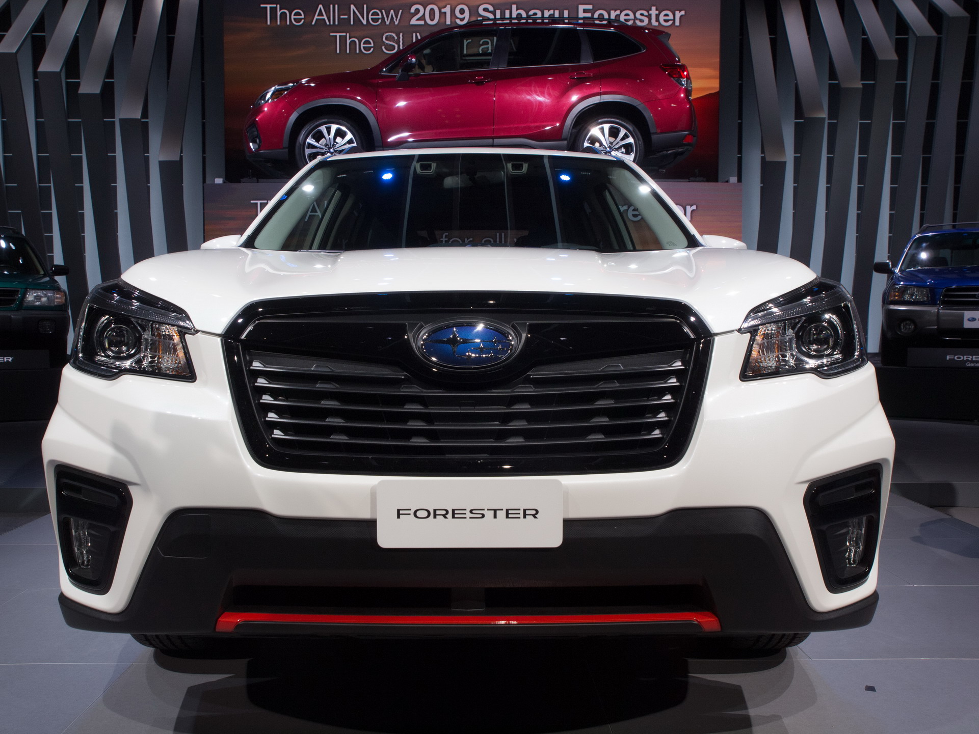 2019 Subaru Forester 1 2019 Subaru Forester Plays It Safe, Gets More Room And Tech, Drops Turbo (130 Photos)