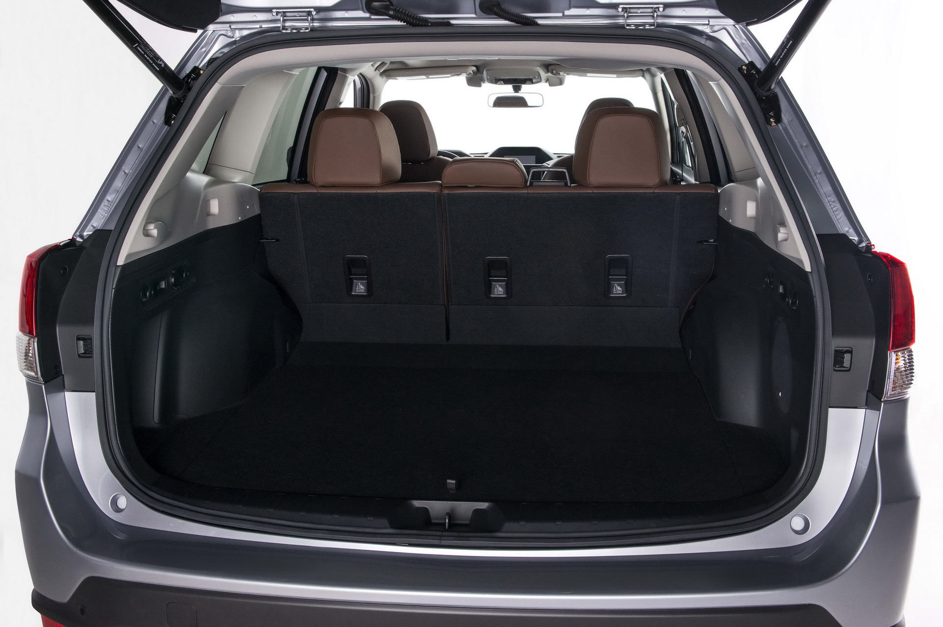 2019 Subaru Forester 84 2019 Subaru Forester Plays It Safe, Gets More Room And Tech, Drops Turbo (130 Photos)