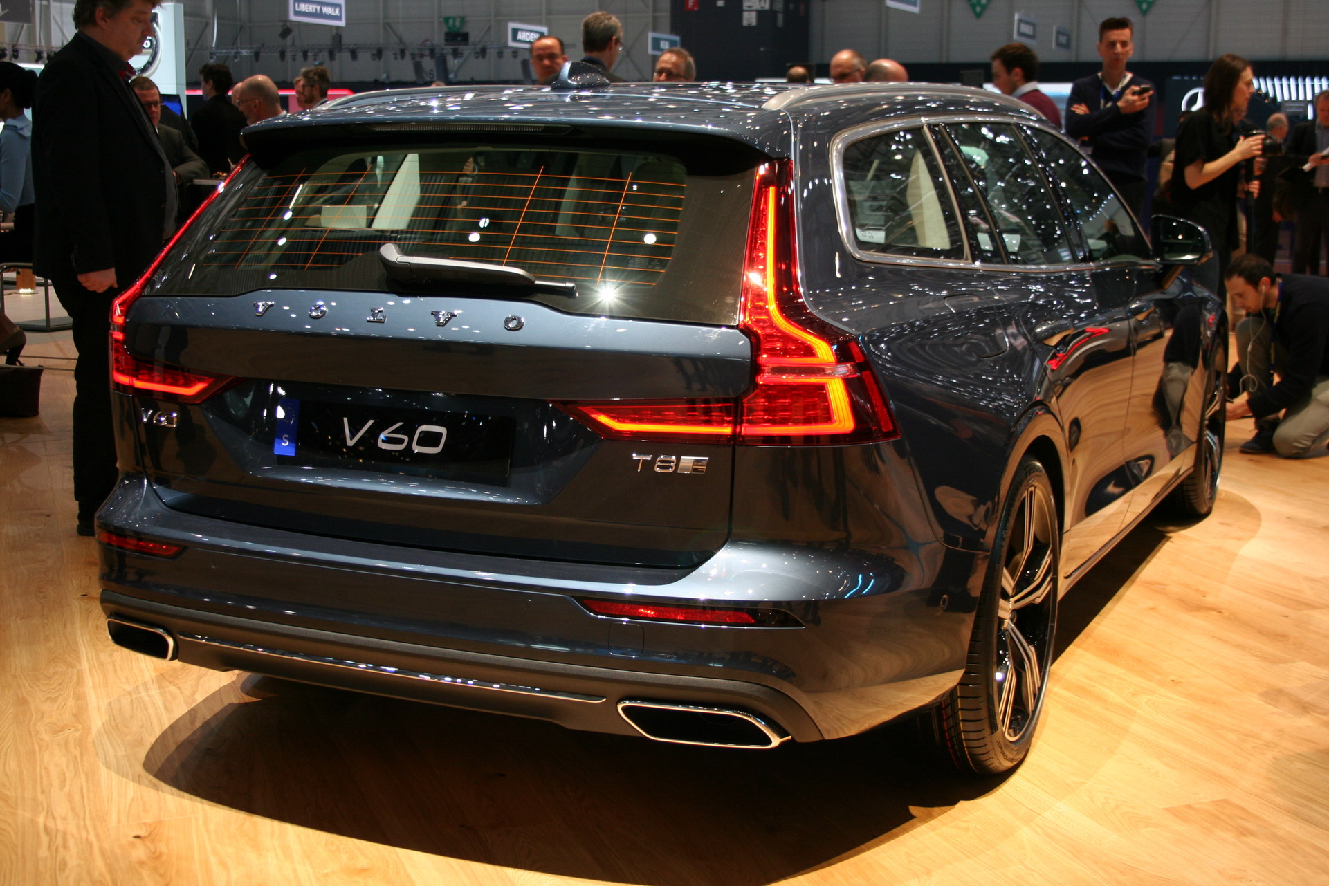 2019 Volvo V60 12 Volvo To Debut 2019 V60 And XC40 Inscription In America