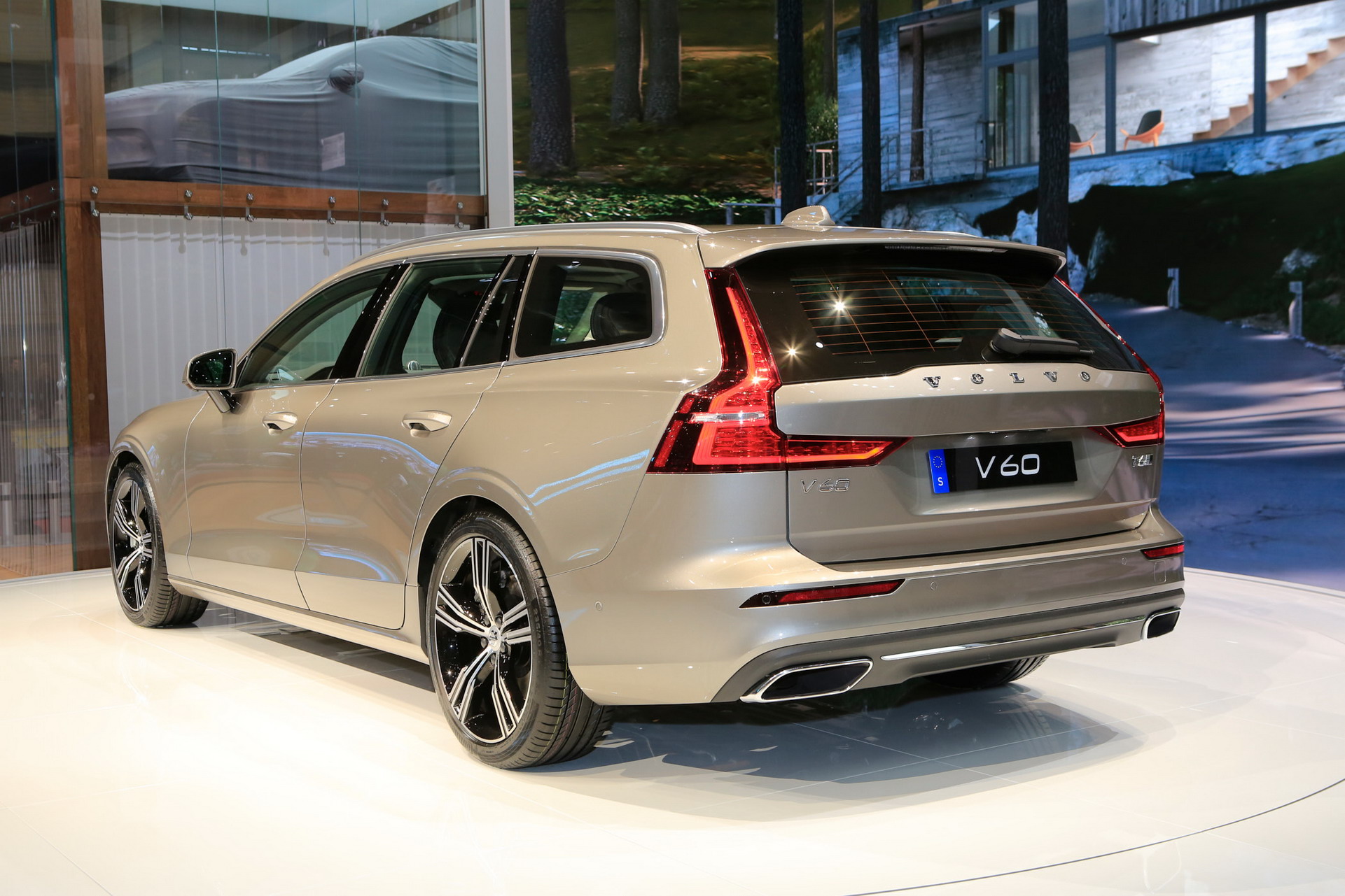 2019 Volvo V60 19 Volvo To Debut 2019 V60 And XC40 Inscription In America