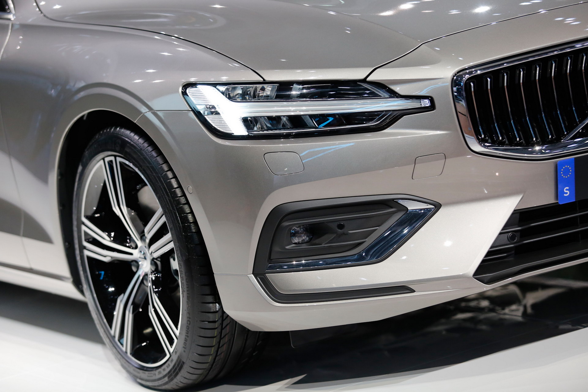 2019 Volvo V60 28 Volvo To Debut 2019 V60 And XC40 Inscription In America