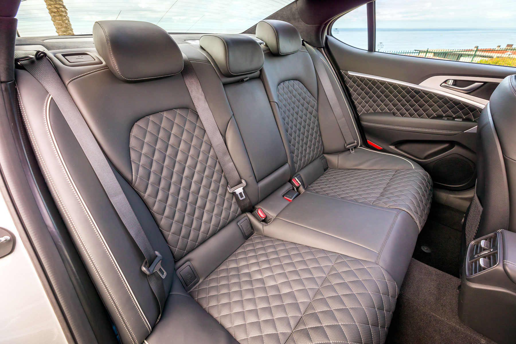 2019-genesis-g70-usa-debut-ny-13 Range-Topping Genesis G70 V6 To Pack 365HP And Hit 60 MPH In 4.5s