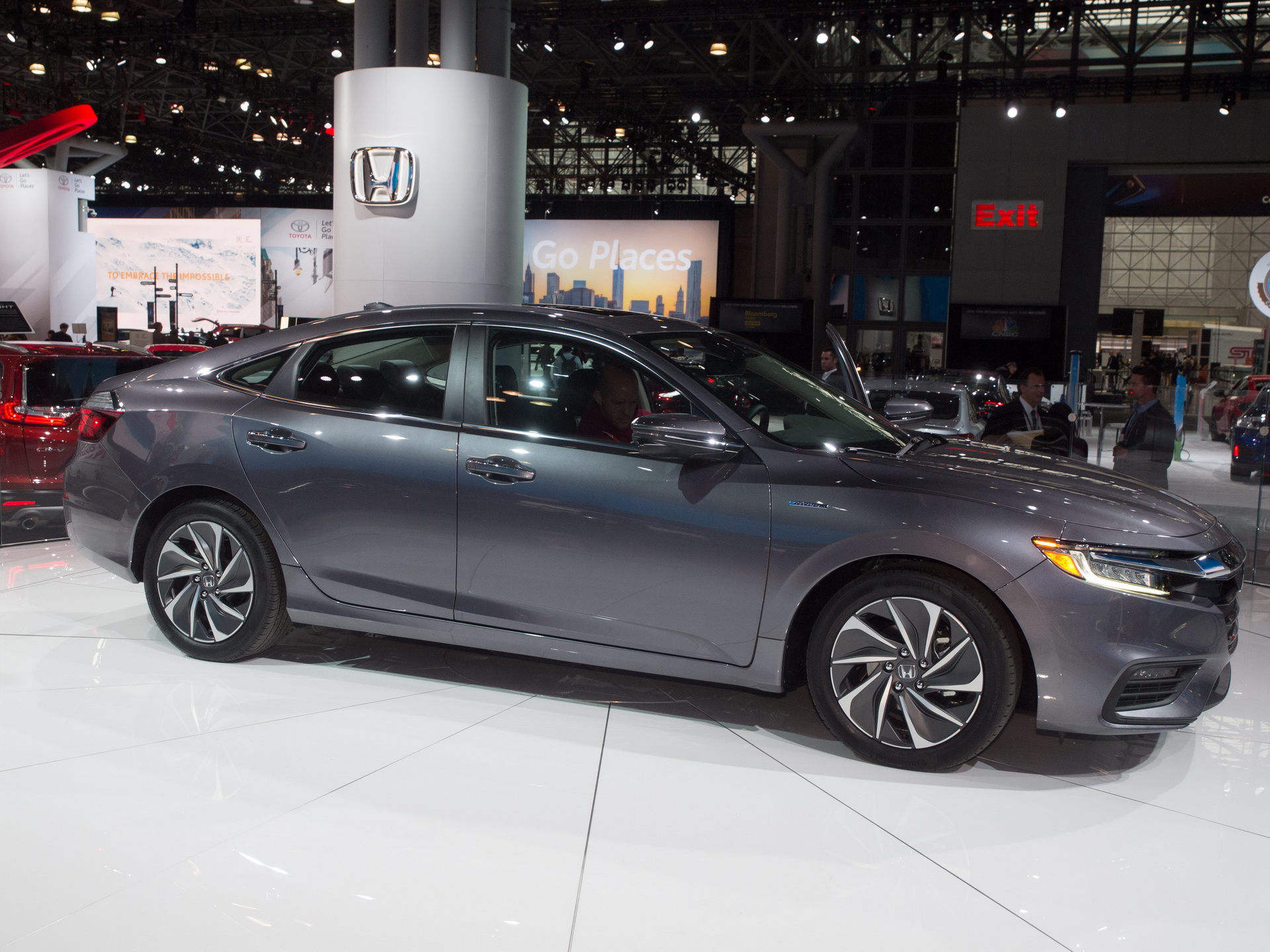 2019-honda-insight-3 Honda Sets Its 2019 Insight On The Toyota Prius