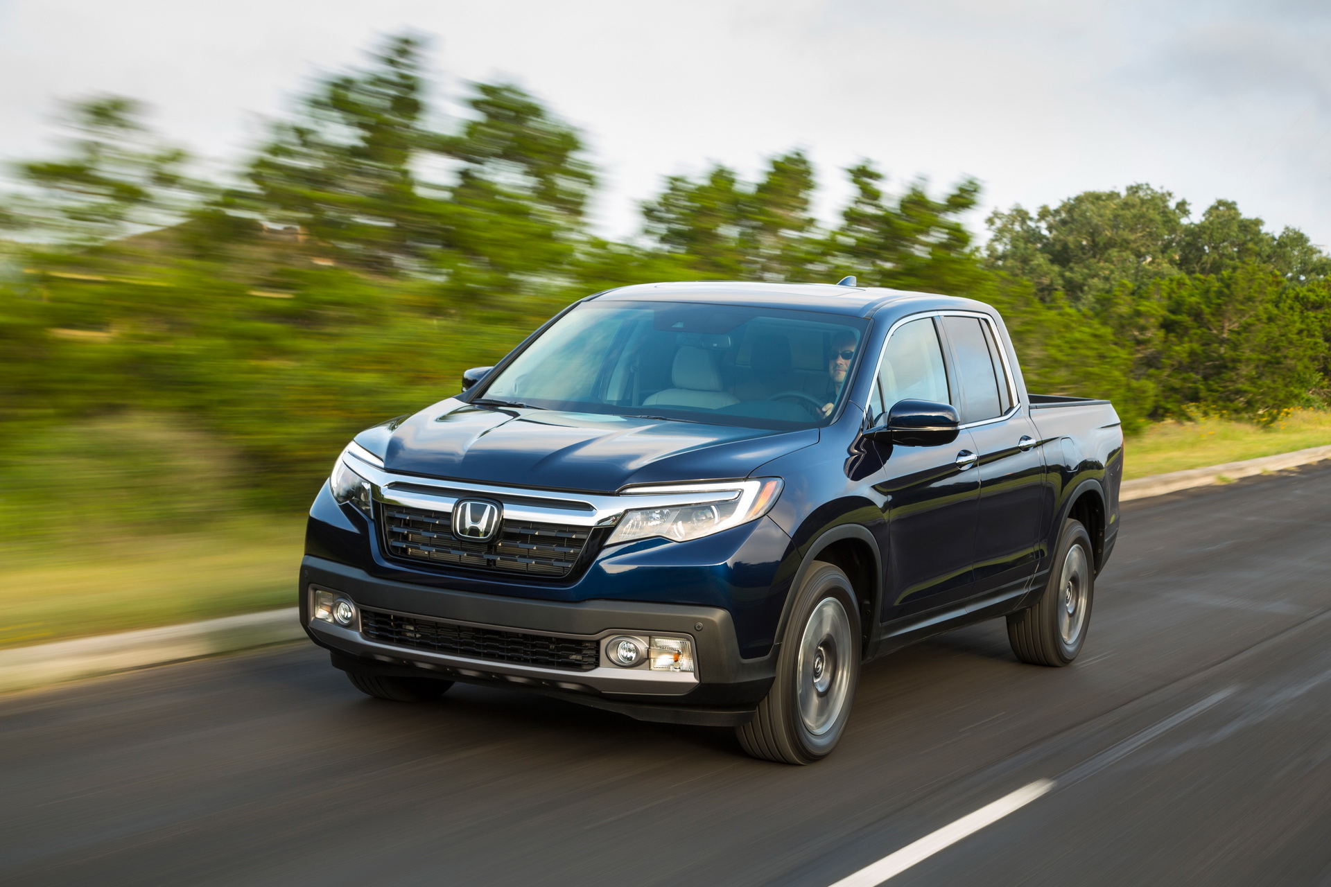 2019-honda-ridgeline-us-pricing-specs-1 2019 Honda Ridgeline Hits Dealers Priced From $29,990