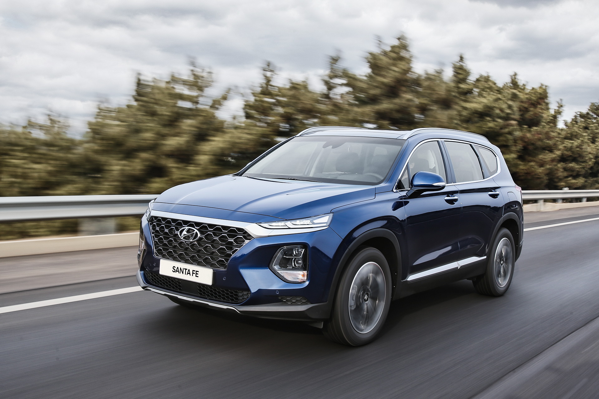 2019-hyundai-santa-fe-1 Facelifted 2019 Hyundai Tucson Coming To NY Auto Show