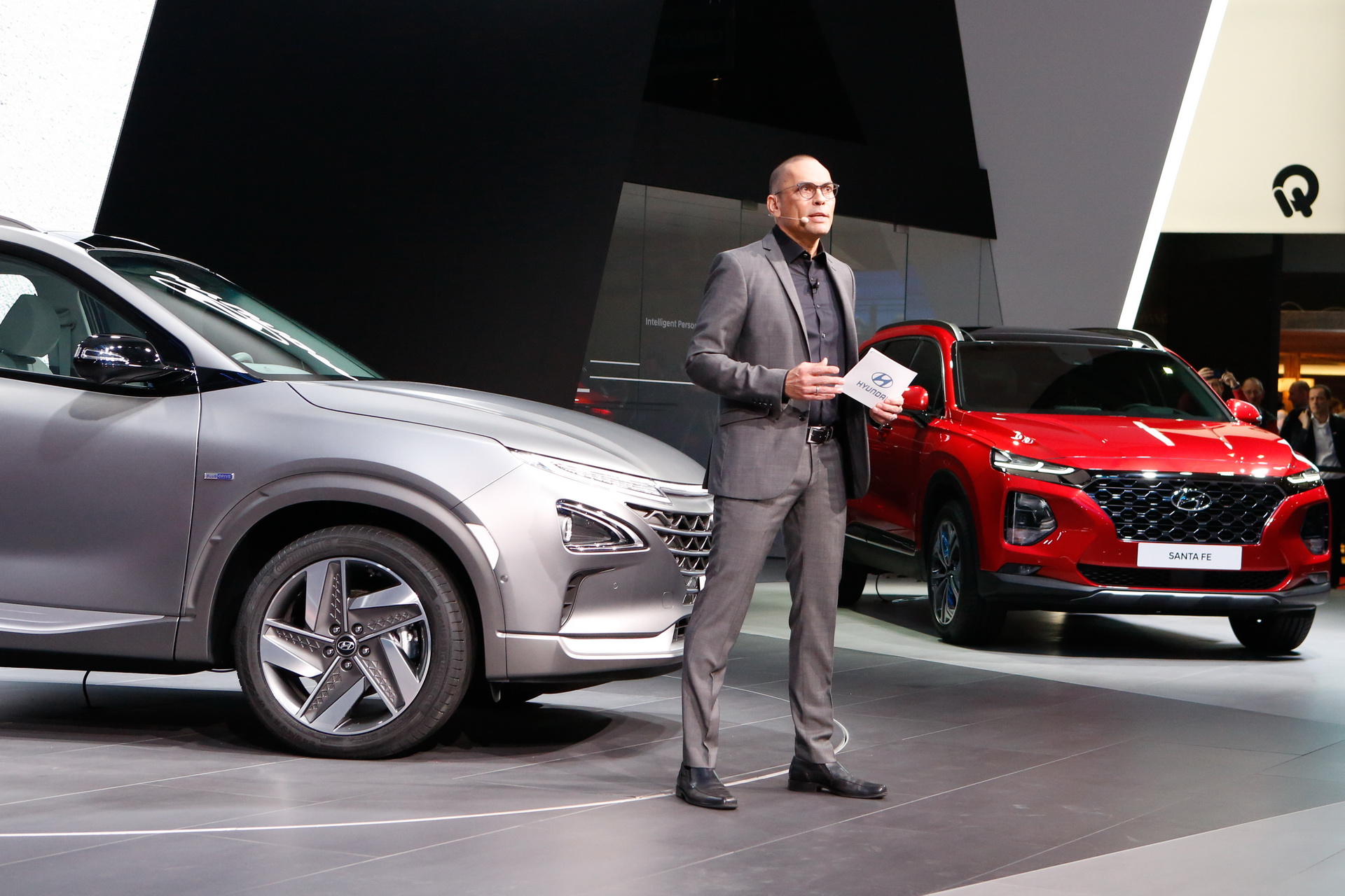 2019-hyundai-santa-fe-26 Hyundai Confirms New Santa Fe Hybrid And PHEV In Geneva