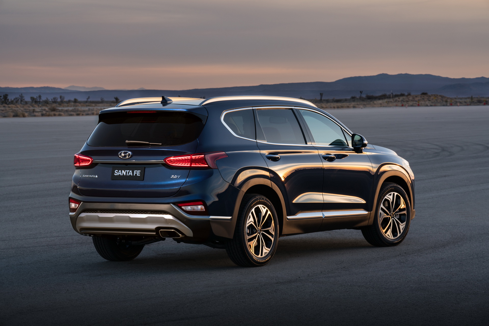 2019-hyundai-santa-fe-us-debut-ny-20 All-New 2019 U.S.-Spec Hyundai Santa Fe Is All About Growth