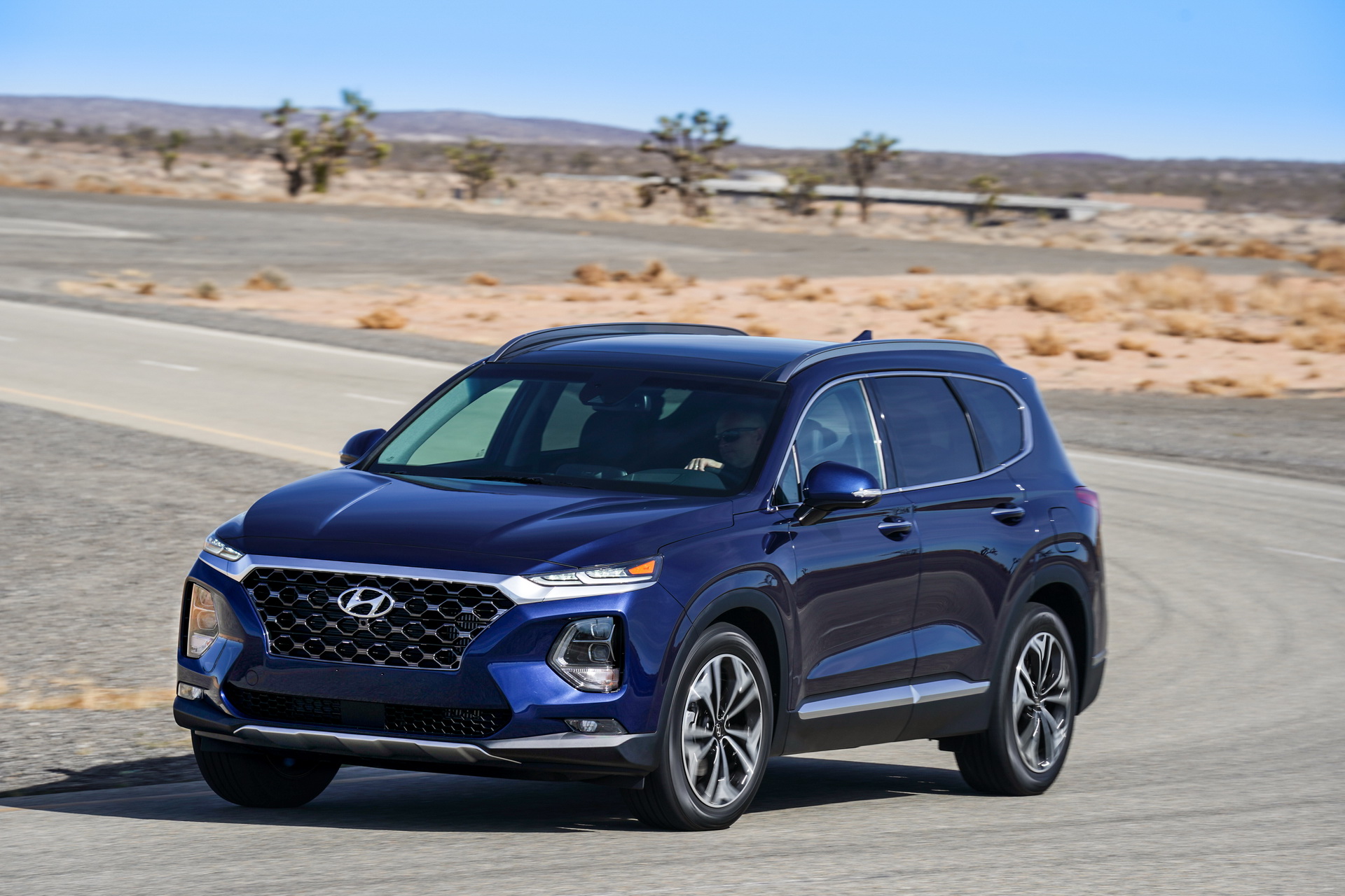 2019-hyundai-santa-fe-us-debut-ny-6 All-New 2019 U.S.-Spec Hyundai Santa Fe Is All About Growth