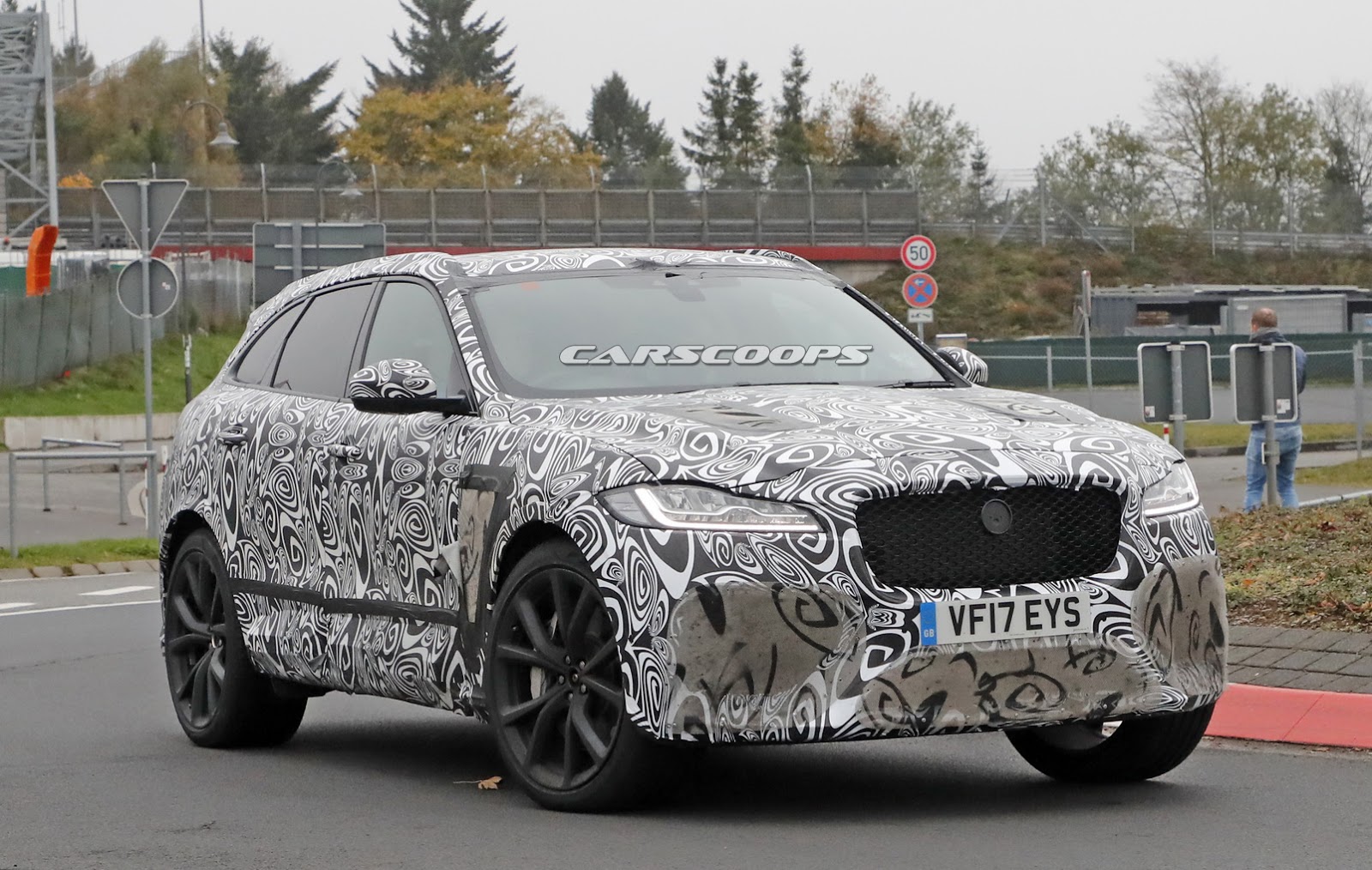 2019-jaguar-f-pace-svr-4 Jaguar F-Pace SVR Heading To NY For World Premiere