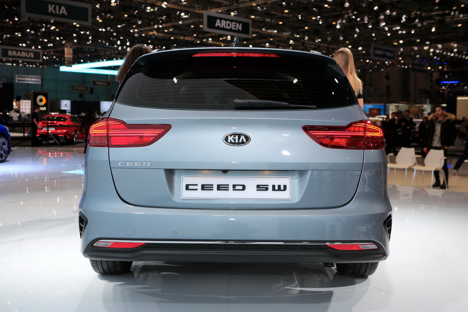 2019-kia-ceed-sportswagon-19 2019 Kia Ceed Sportswagon Is More Mature, Has Α Βigger Booty