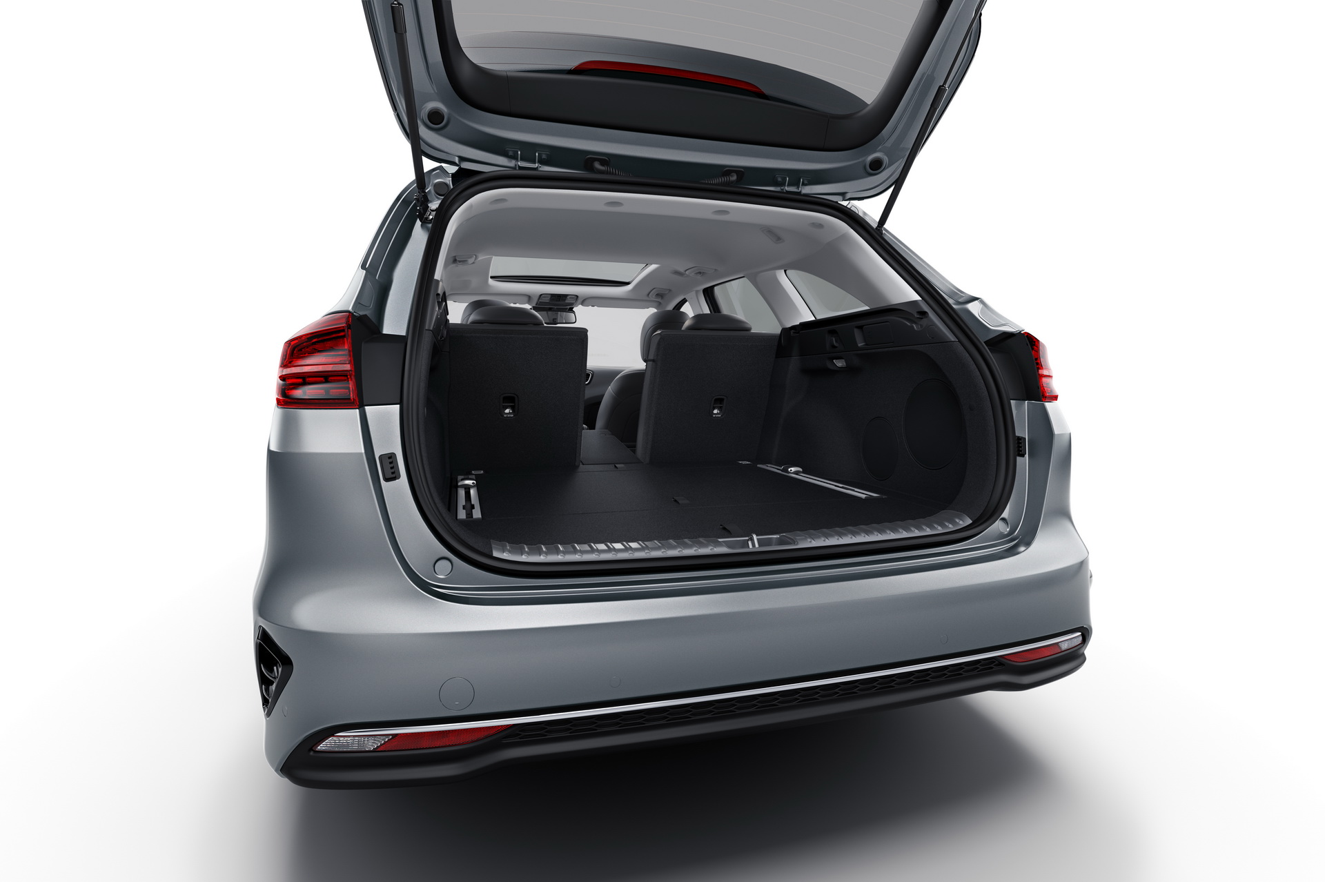 2019-kia-ceed-sportswagon-7 2019 Kia Ceed Sportswagon Is More Mature, Has Α Βigger Booty