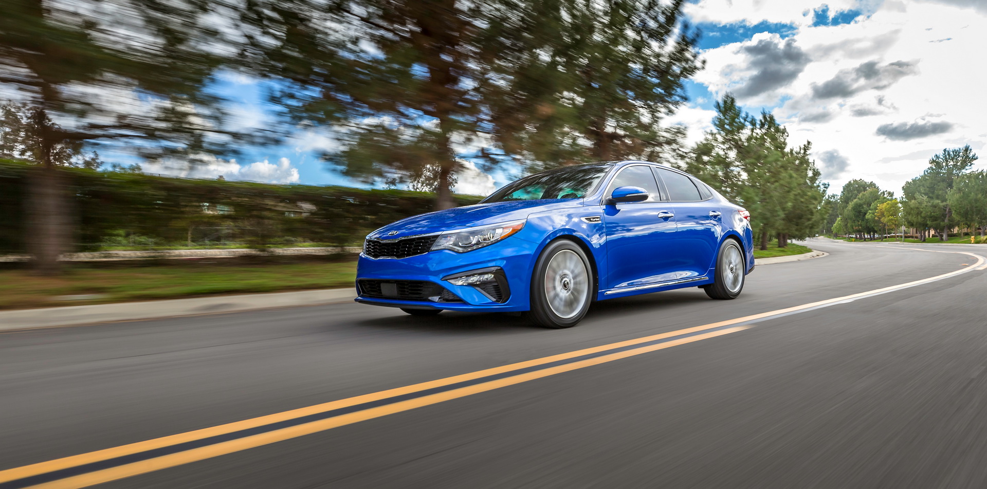 2019-kia-optima-2 2019 Kia Optima: Minor Facelift Brings Infotainment And Trim Upgrades