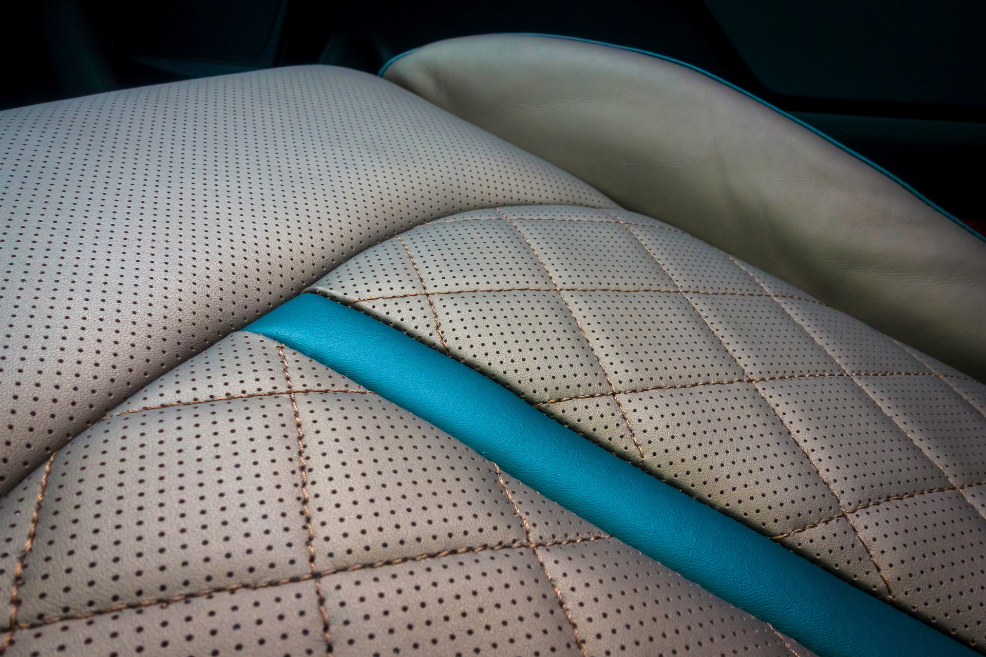 2019-kia-optima-31 2019 Kia Optima: Minor Facelift Brings Infotainment And Trim Upgrades