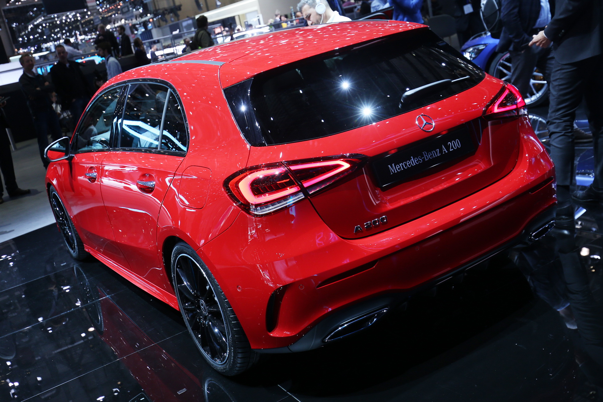 2019-mercedes-benz-a-class-27 New Mercedes-Benz A-Class Costs €5,000 More Than Its BMW And Audi Rivals!