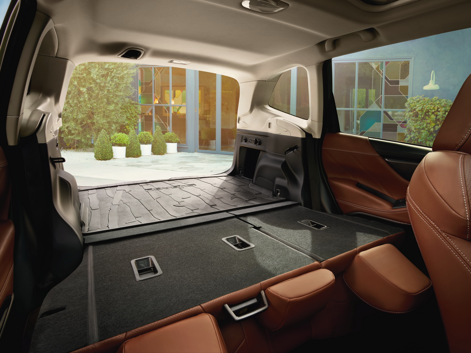 2019-subaru-forester-debuts-ny-8 2019 Subaru Forester Plays It Safe, Gets More Room And Tech, Drops Turbo (130 Photos)