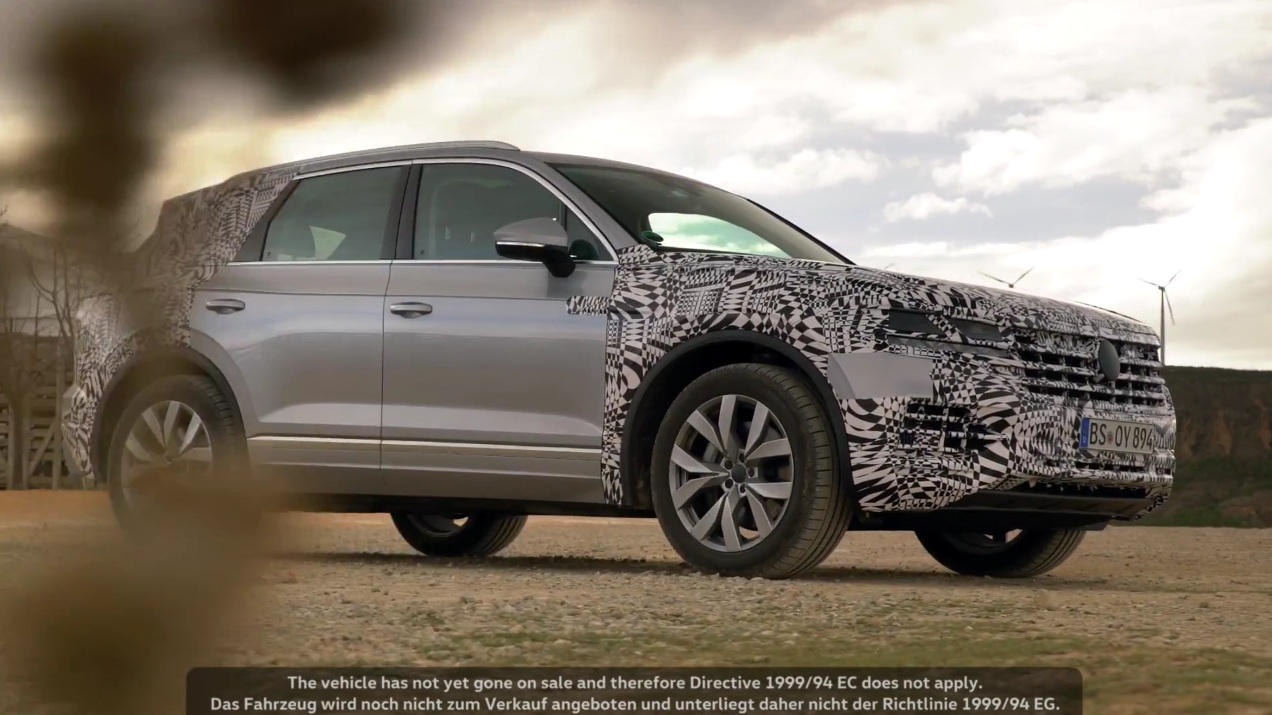 2019-vw-touareg-15 2019 VW Touareg Shows Some Skin In New Teaser Video
