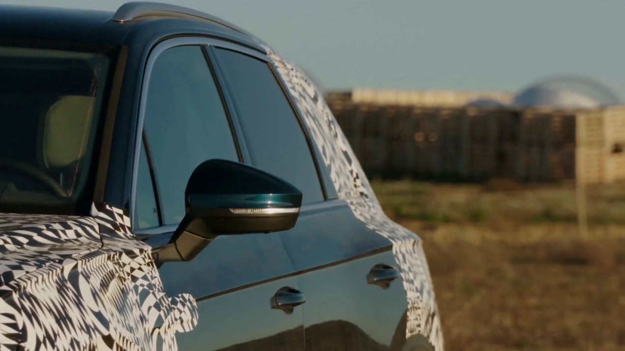 2019-vw-touareg-5 2019 VW Touareg Shows Some Skin In New Teaser Video