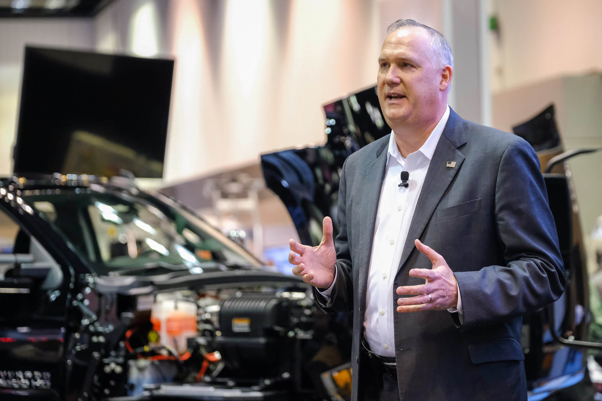 Chevrolet unveils the 2019 Silverado 4500HD, 5500HD and 6500HD a Chevy Gets Back Into Big Truck Game With Super-Ultra Extra Heavy-Duty Silverado