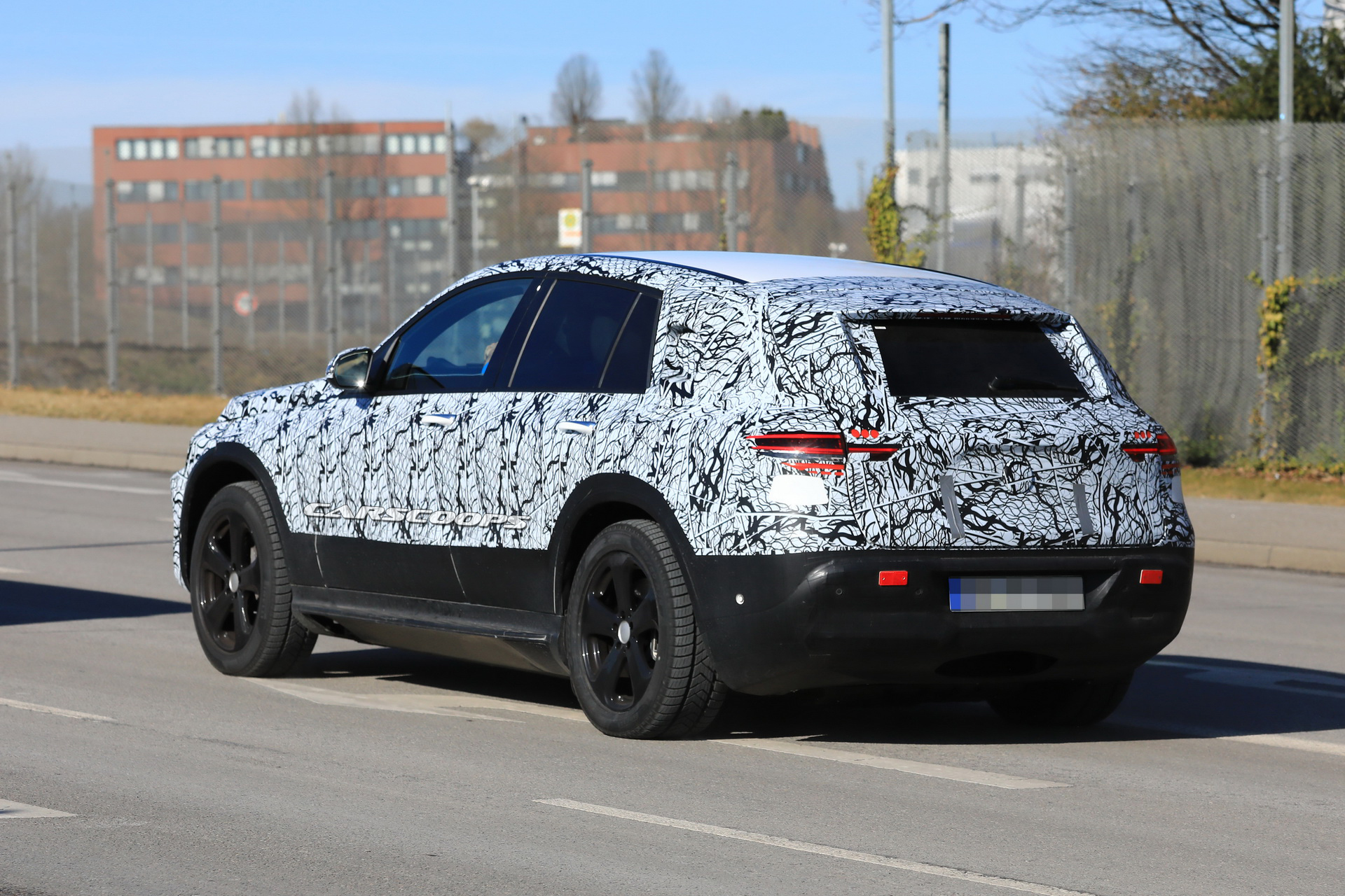 2020-Mercedes-EQC-08 2020 Mercedes-Benz EQ C Hopes It Won’t Be Late To The Electric SUV Party