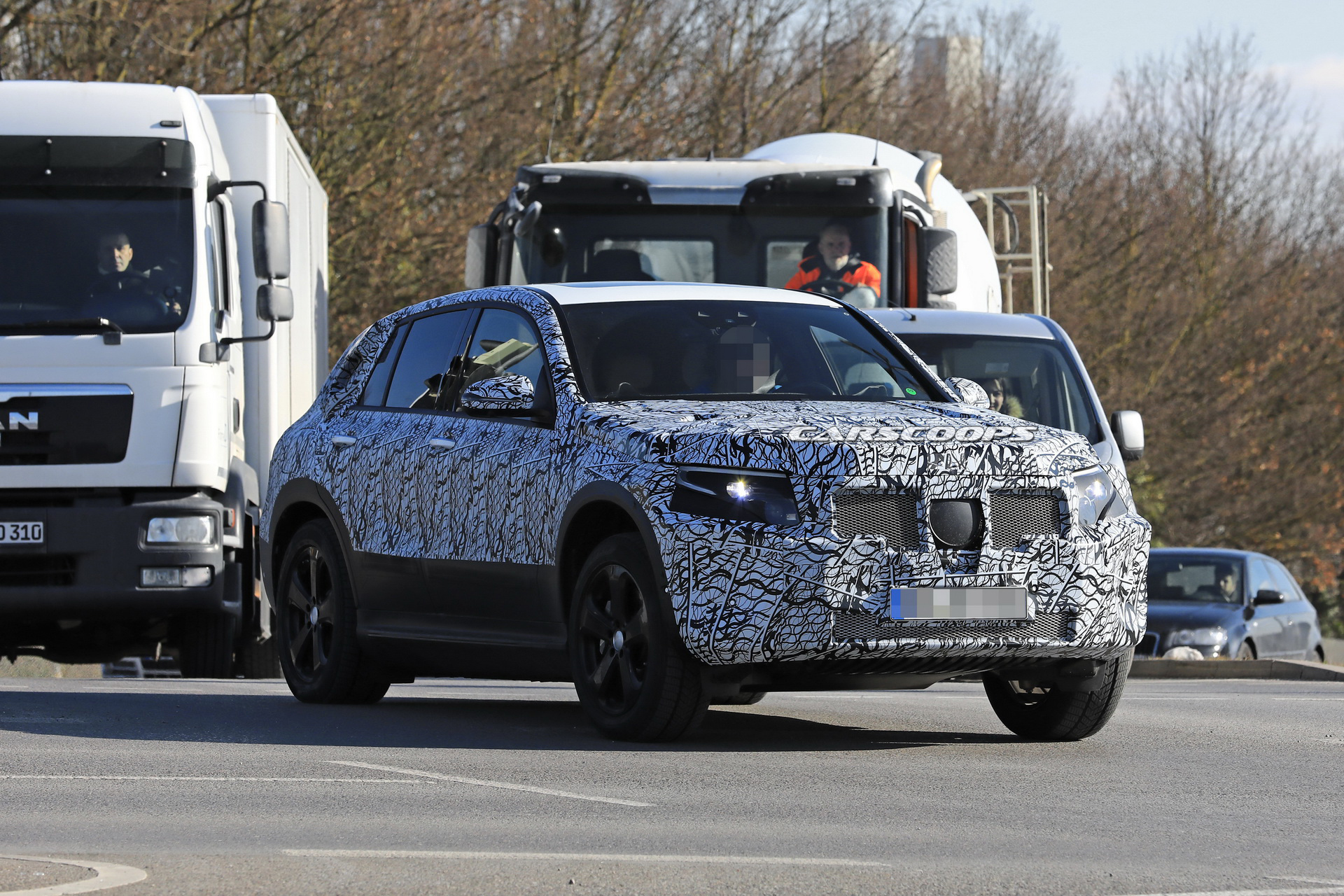 2020-Mercedes-EQC-14 2020 Mercedes-Benz EQ C Hopes It Won’t Be Late To The Electric SUV Party