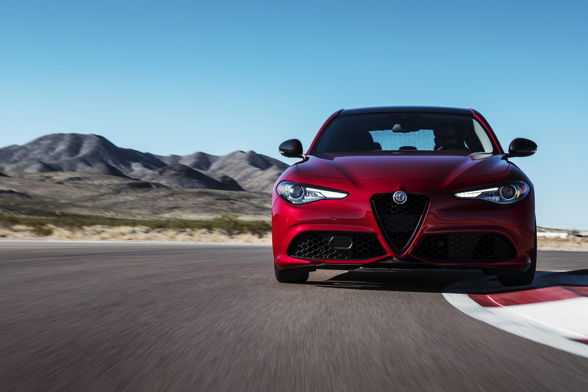 AR-NeroEdizione-Giulia-Stelvio-05 Alfa Romeo Debuts Nero Edizione Pack For U.S. Giulia And Stelvio