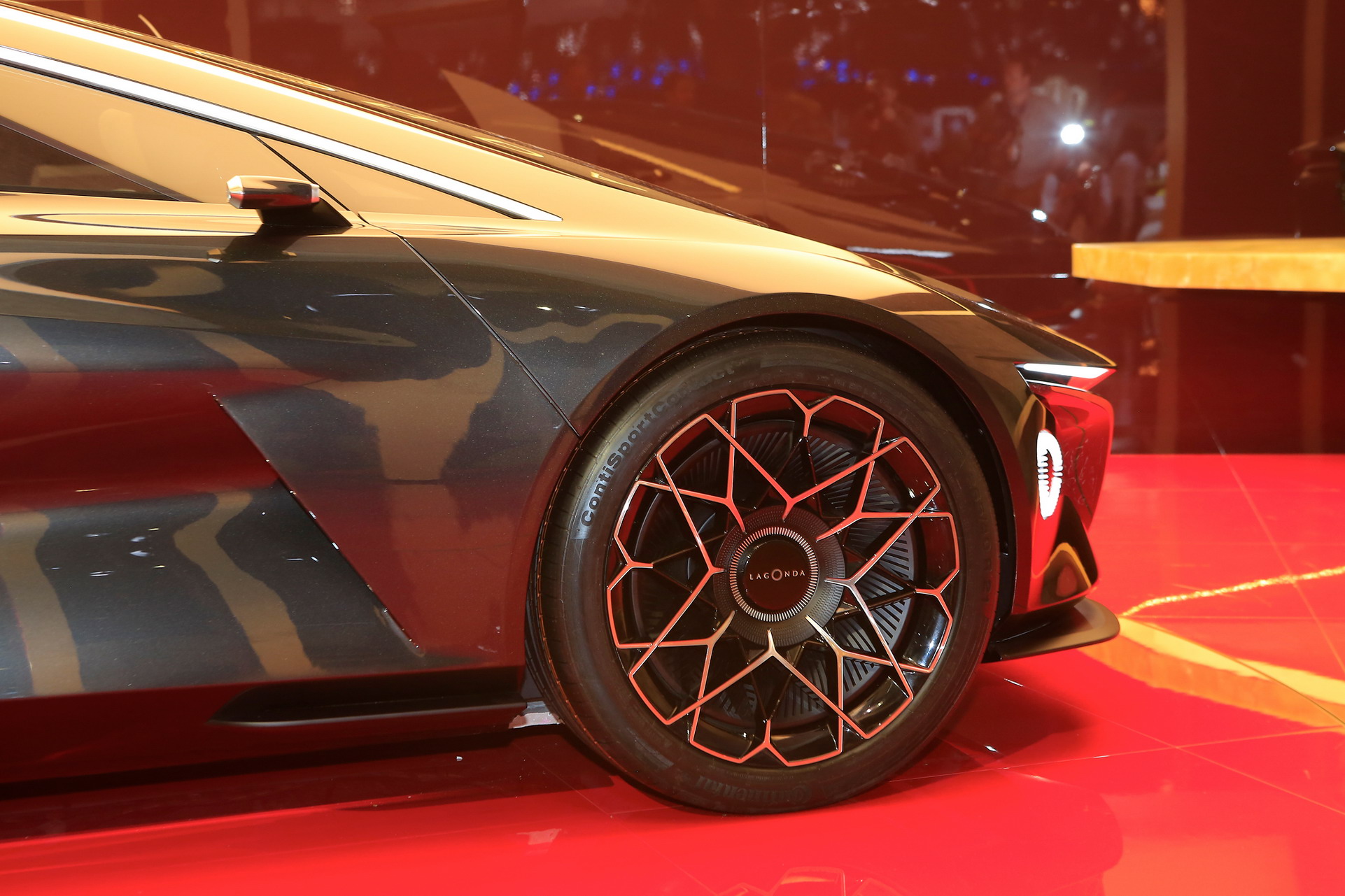 Aston-Lagonda-14 Aston Martin’s Reborn Lagonda To Launch Company’s First Electric Model In 2021