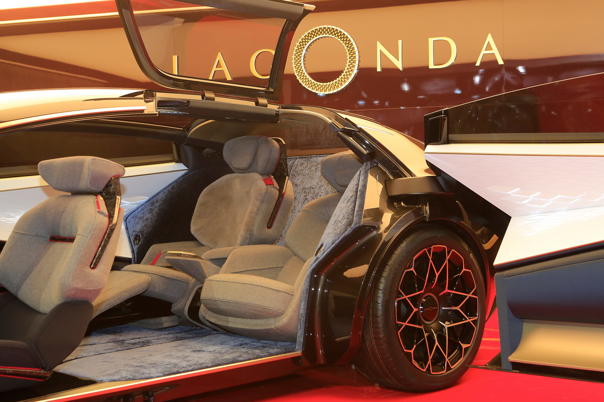 Aston-Lagonda-8 Aston Martin Pops Up A Surprise With Electric Lagonda Vision Concept
