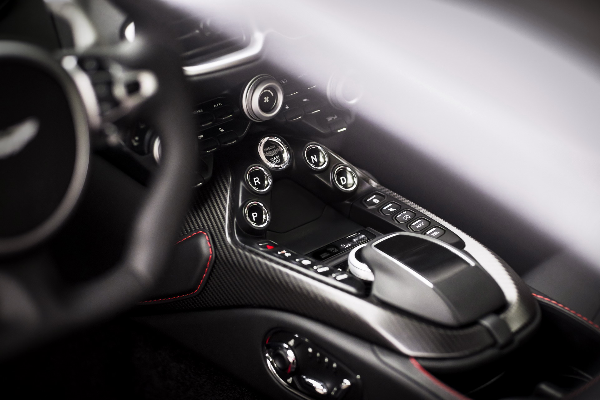 Aston Martin Vantage-6 Aston Martin Considering Vantage With Mercedes Inline-Six