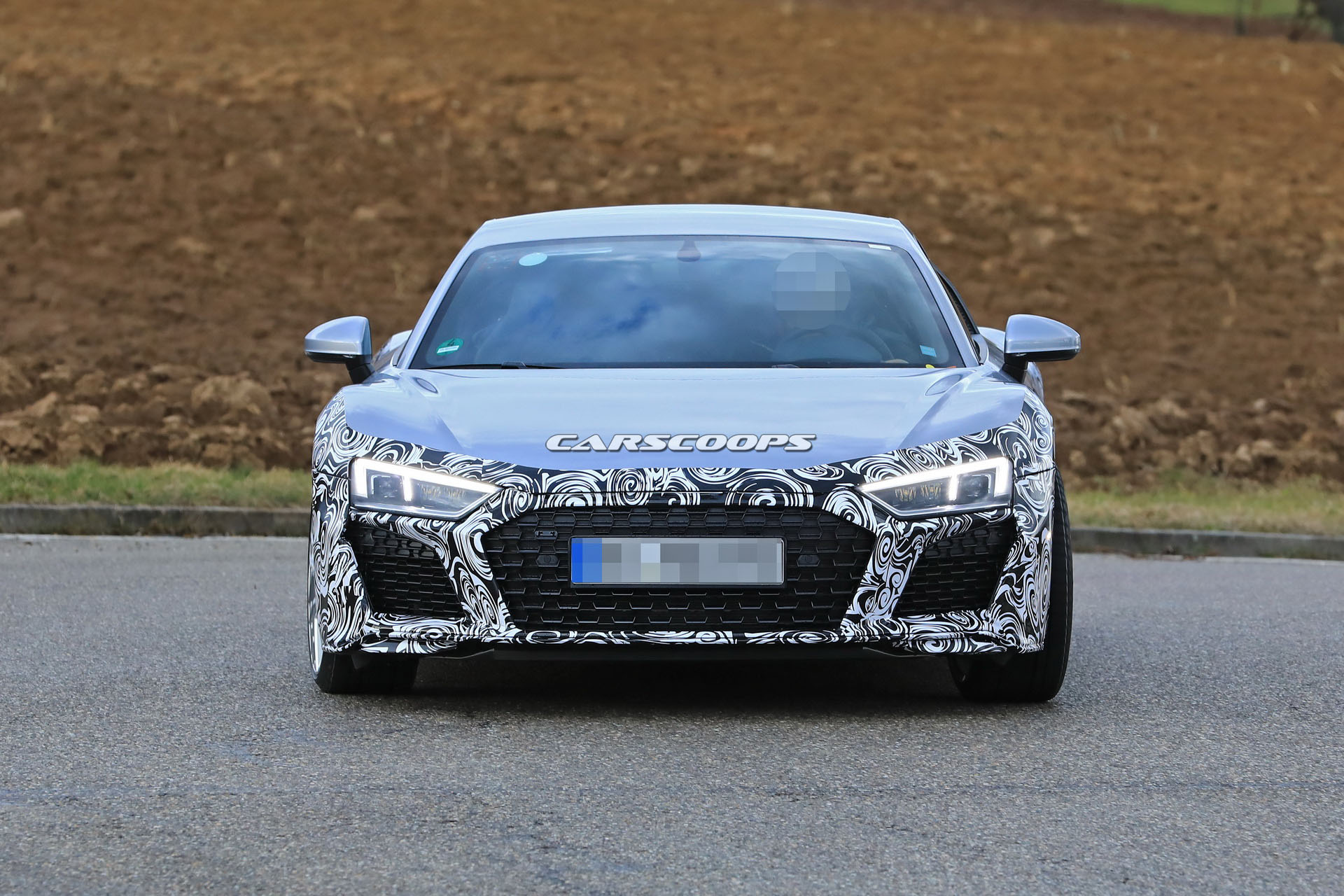 [Imagen: Audi-R8-Facelift-03.jpg]