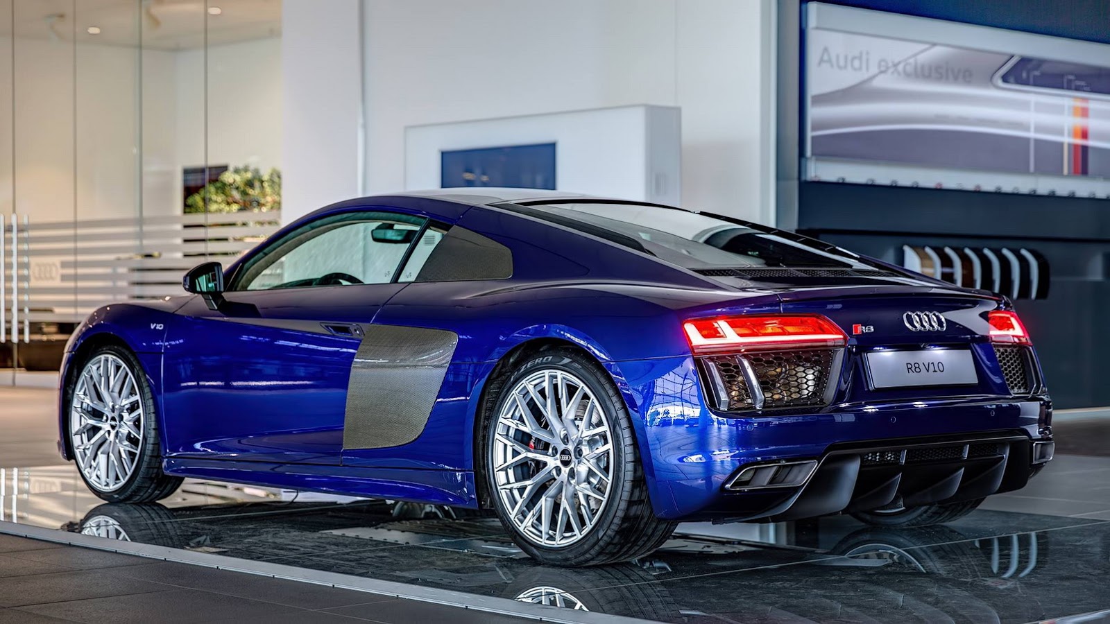 Audi-R8-V6-Report-1 Another Audi Rep Now Says There Are No Plans For R8 V6