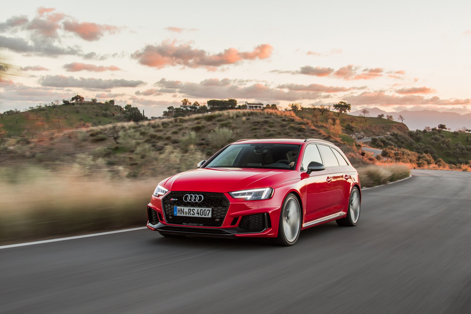 Audi-RS4-Avant-3 Audi Open To Bringing An RS Avant To America