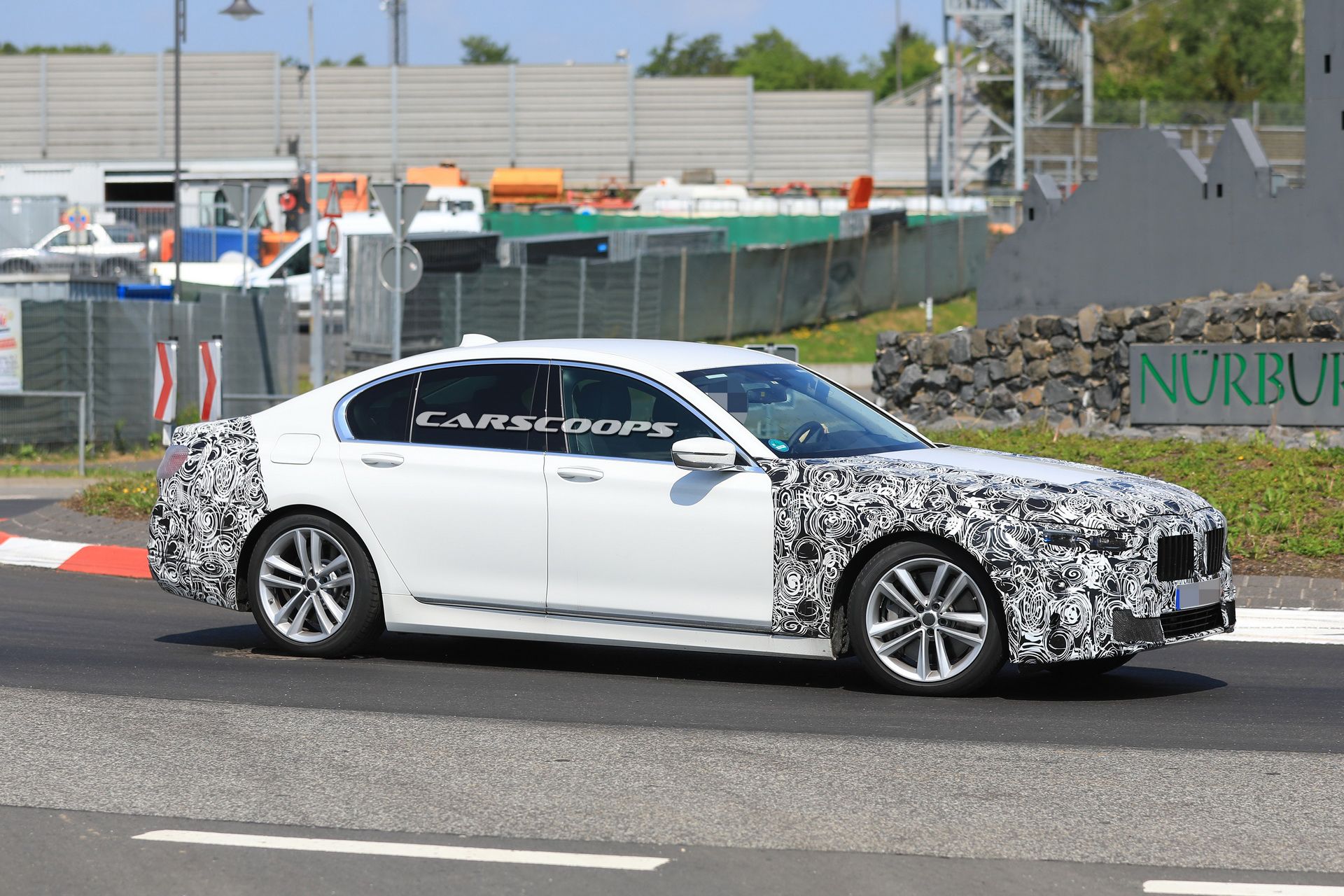 BMW-7-Facelift-13 Facelifted 2019 BMW 7-Series Spied In Base And M760Li xDrive Forms