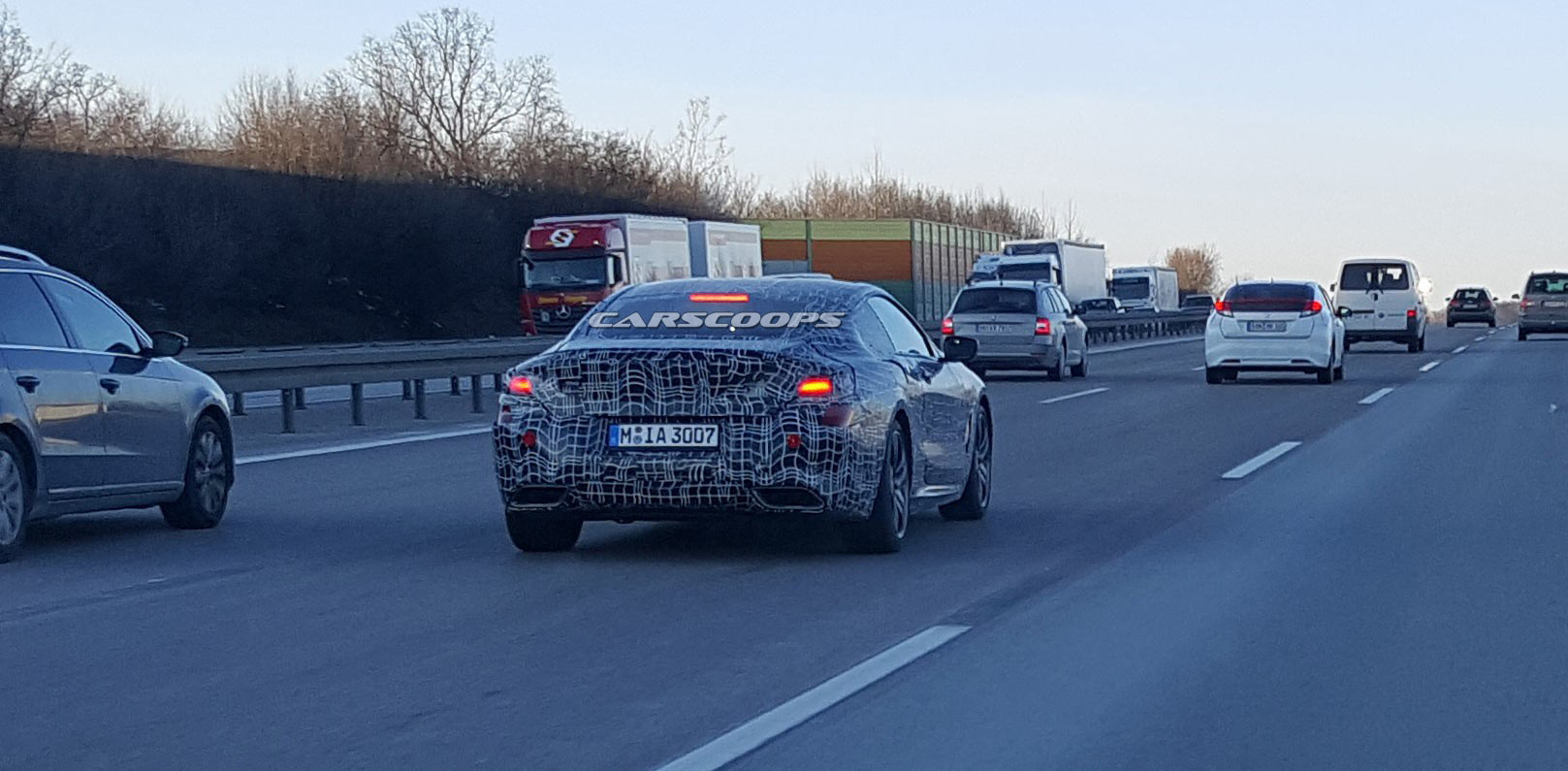 BMW-8-Series-Coupe-3 Reader Captures 2019 BMW 8-Series On The Road Ahead Of Summer Debut