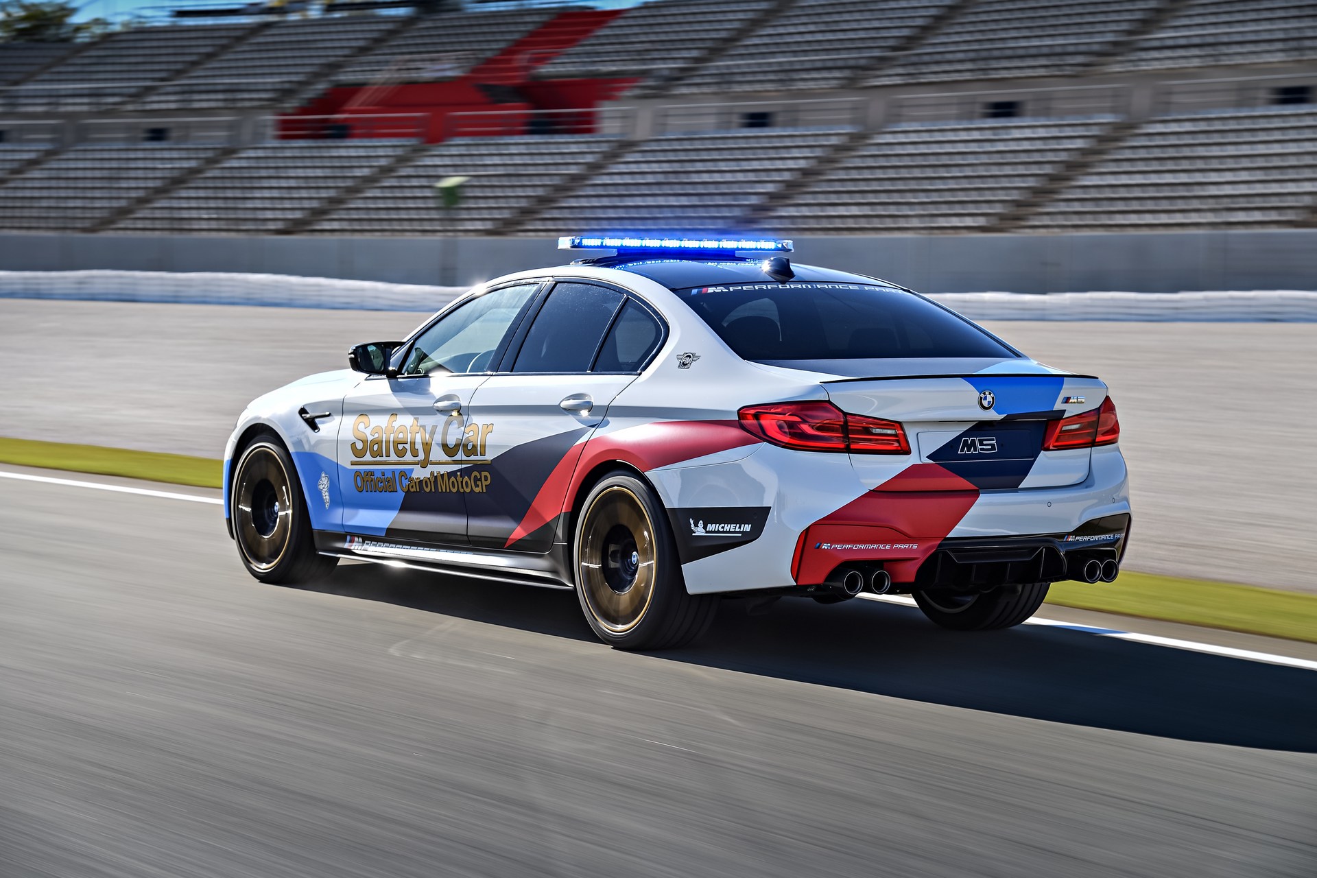 BMW-M5-Safety-Car-9 BMW M5 Competition Confirmed For 2018, Latest Safety Car Hints At Production Model