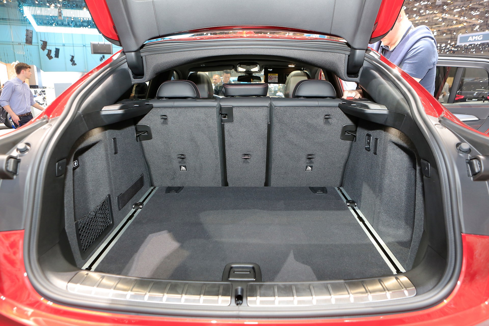 BMW-X4 2019 BMW X4 Drops By Geneva With Two M Performance Variants, Diesel And Petrol