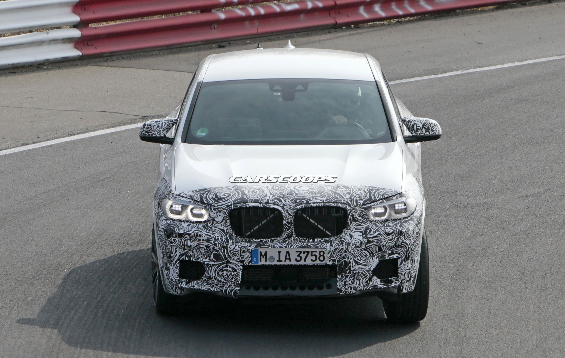 BMW-X4M-Spy-Shots-3 New BMW X4M To Match Its Sporty Looks With Over 450 Horses