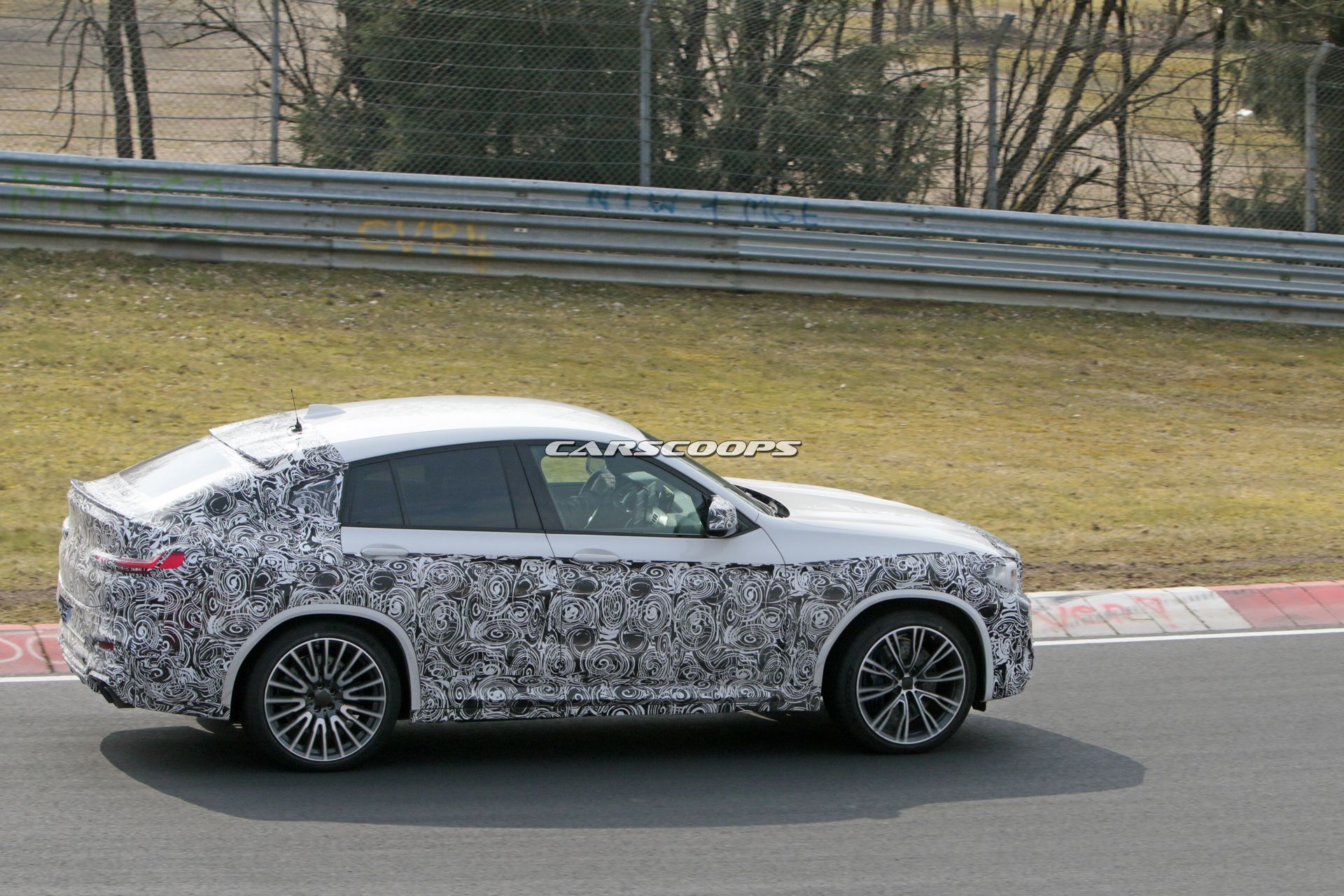 BMW-X4M-Spy-Shots-7 New BMW X4M To Match Its Sporty Looks With Over 450 Horses