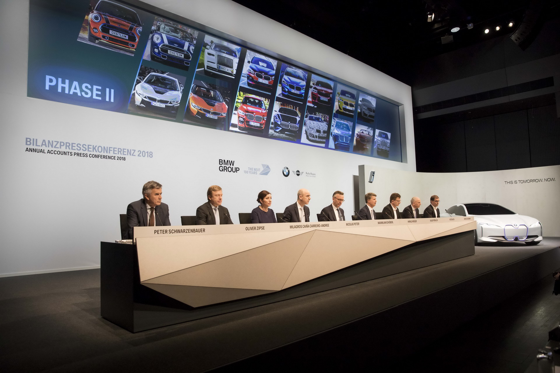 BMW-i-Vision-Dynamics-7 BMW Says Upcoming i4 Will Travel Up To 435 Miles On A Single Charge