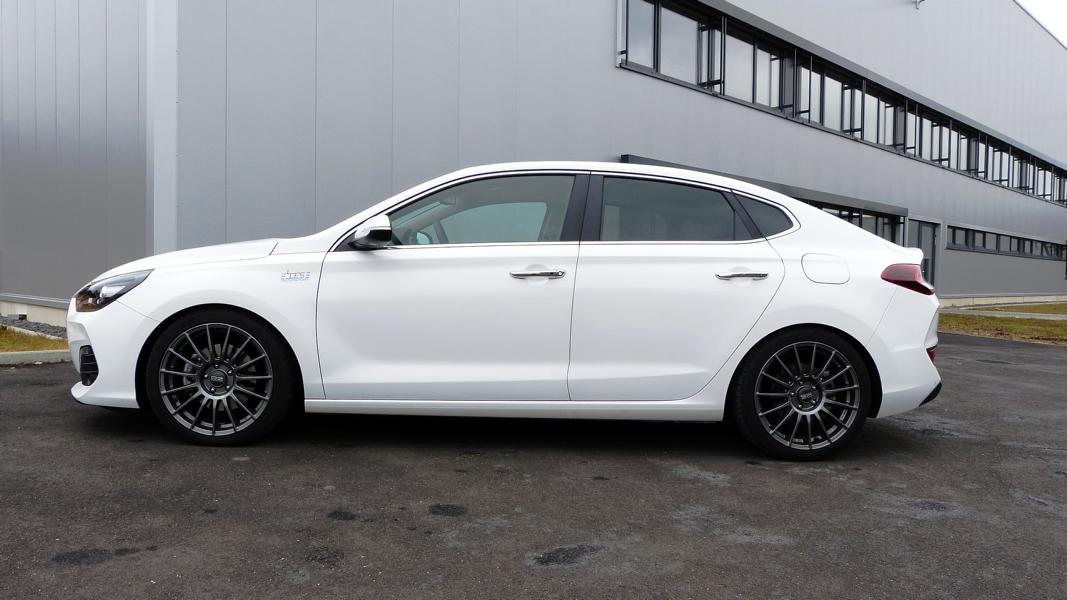 Boes-Motorsport-Hyundai-i30-Fastback-2 Who Needs N? Boes Tweaks The Hyundai i30 Fastback