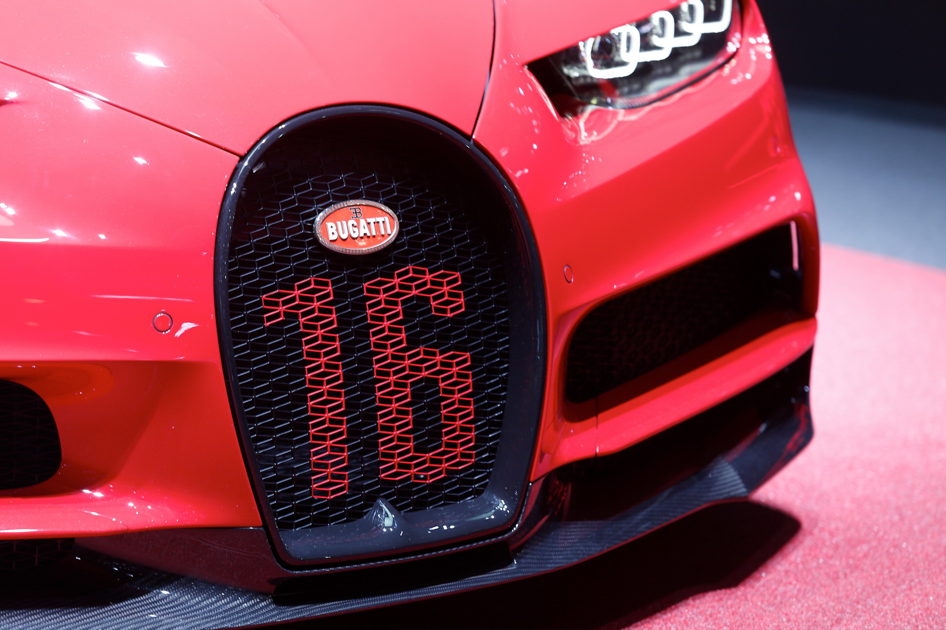 Bugatti-Chiron-Sport-19 New Bugatti Chiron Sport Is Lighter And More Dynamic, Has €2.65 Million Base Price