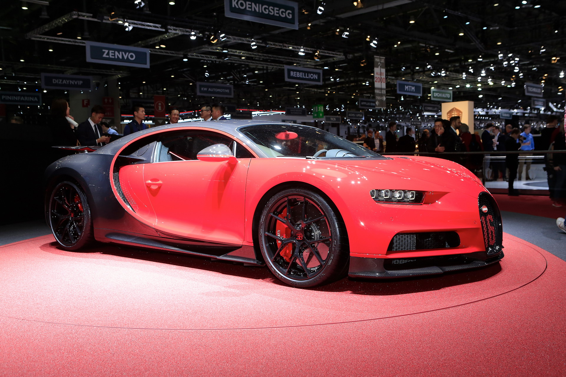 Bugatti-Chiron-Sport-3 New Bugatti Chiron Sport Is Lighter And More Dynamic, Has €2.65 Million Base Price