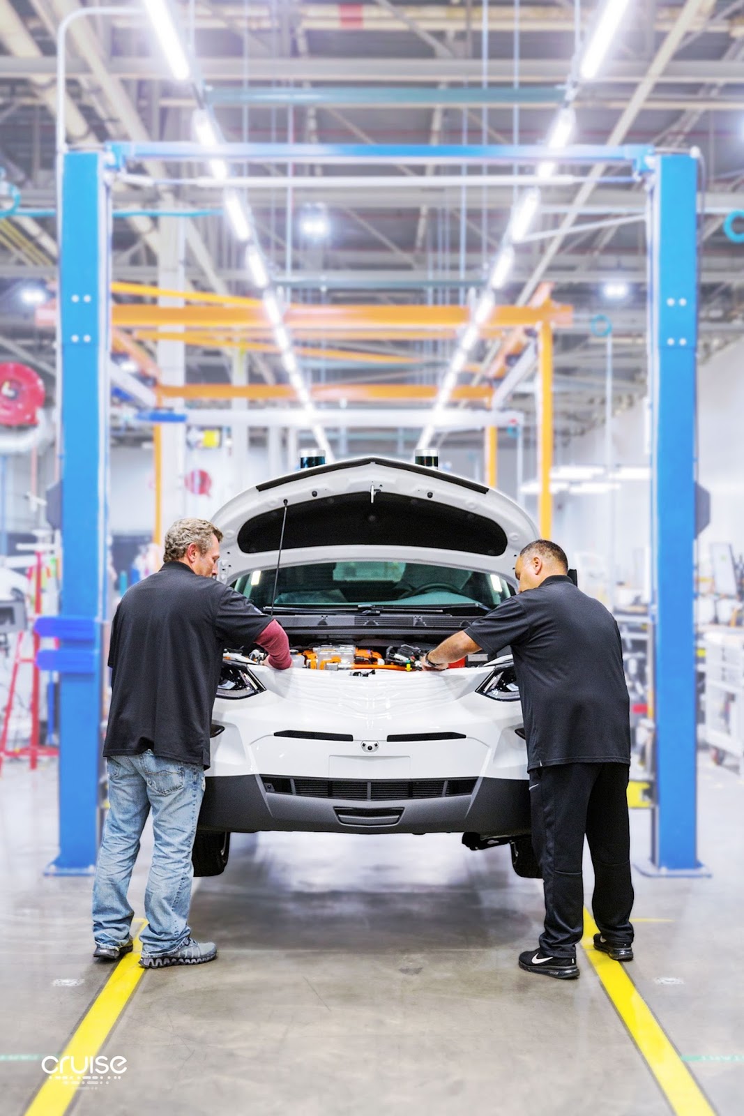 Cruise-Self-Driving-Police-San-Francisco-6 Self-Driving Chevy Bolt Ticketed For Being Too Close To Pedestrian In San Francisco